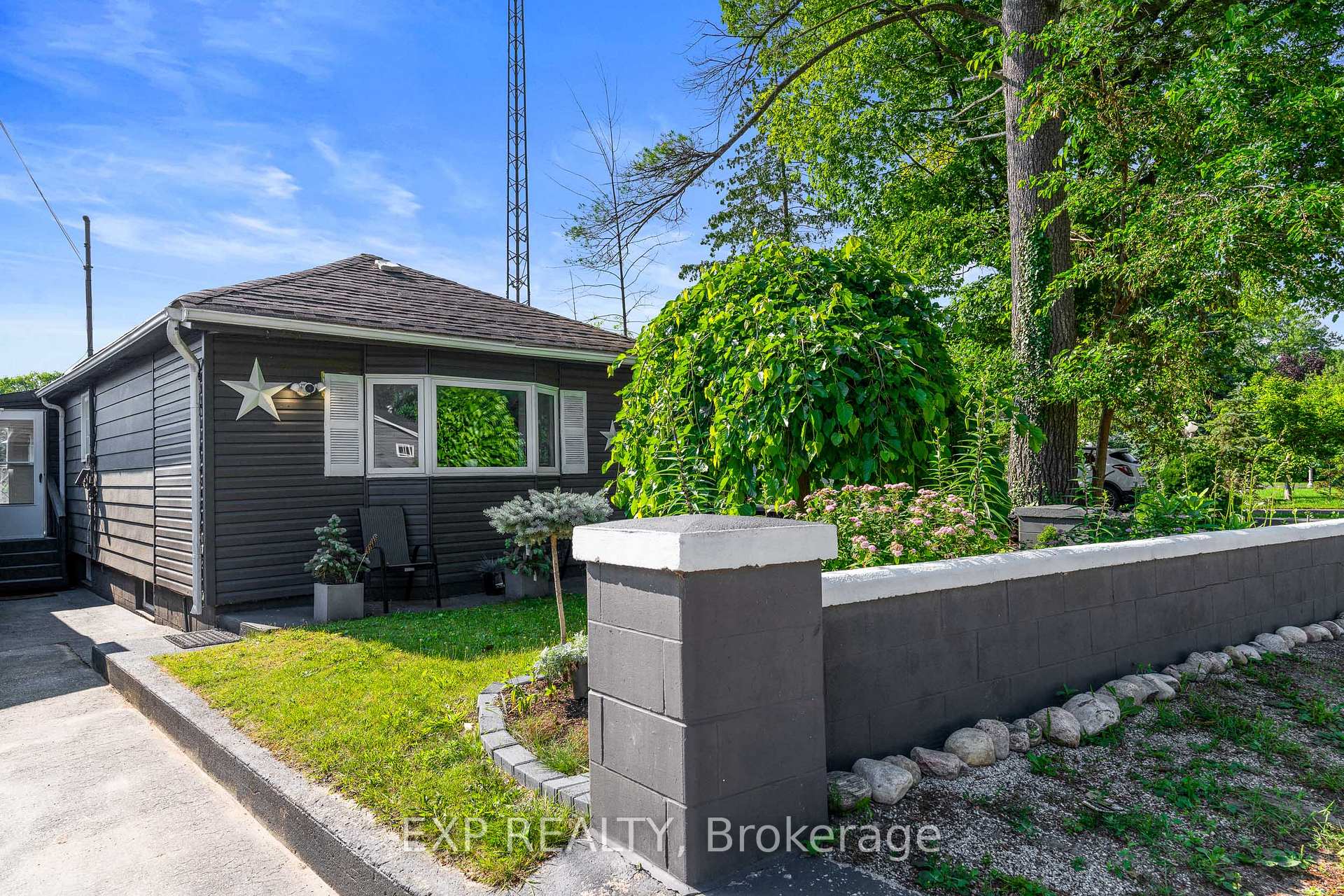 Photo 21 of 27 Sunnidale Road S, Wasaga Beach — HOMEH