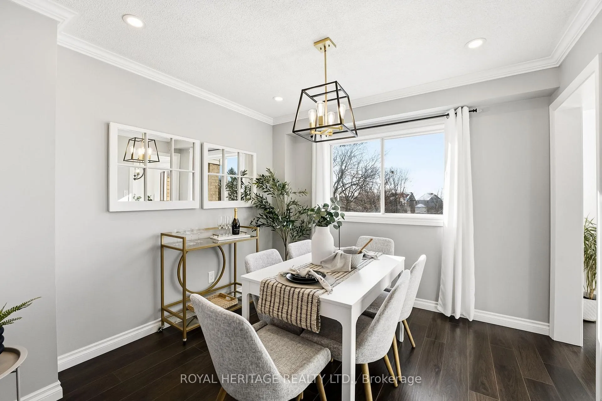 Photo 10 of 62 John Walter Crescent, Clarington, Courtice — HOMEH