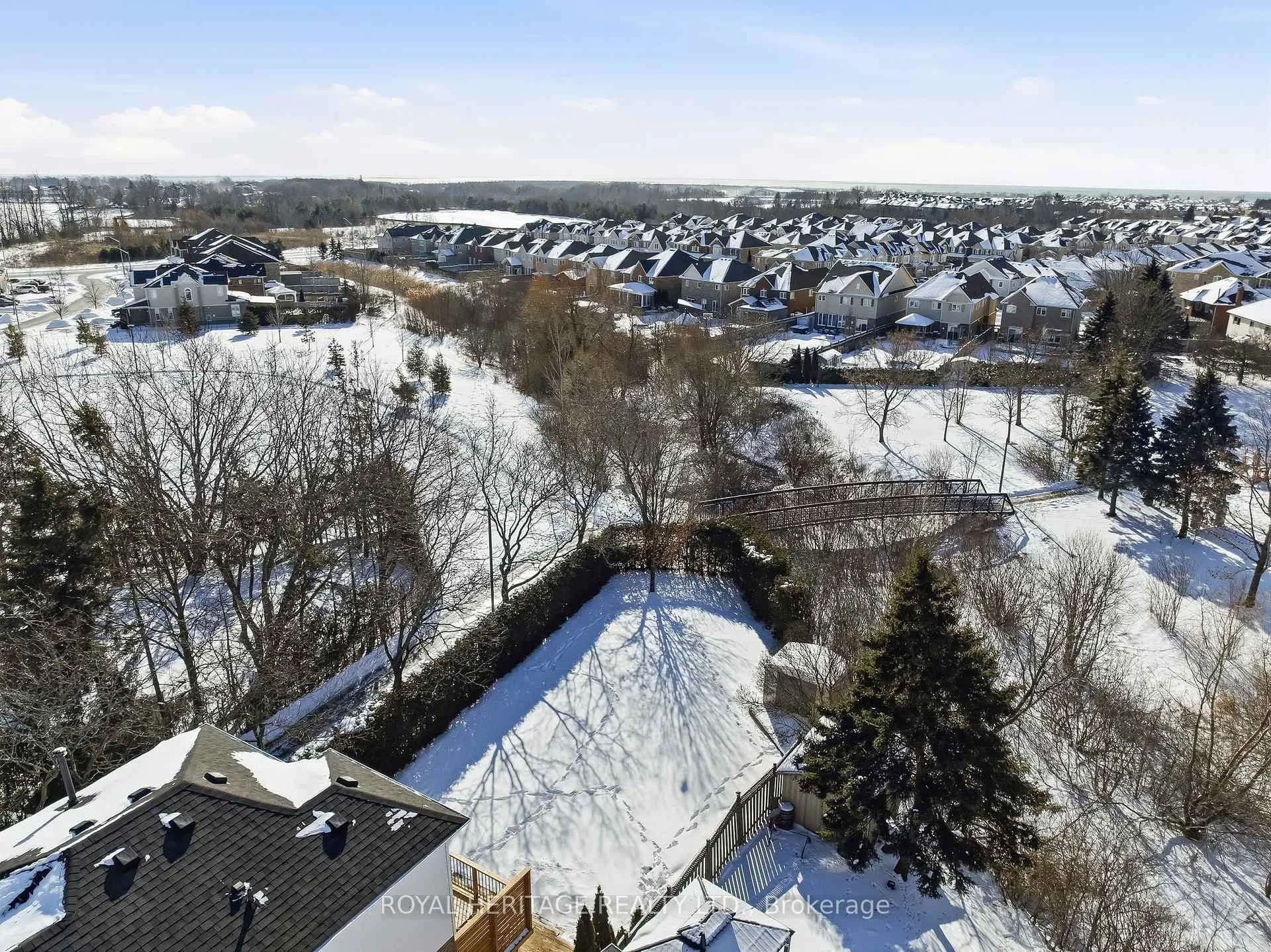 Photo 38 of 62 John Walter Crescent, Clarington, Courtice — HOMEH