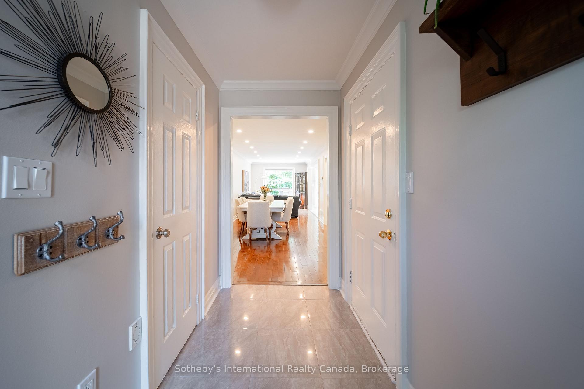Photo 6 of 339 Ravineview Way, Oakville, Wedgewood Creek — HOMEH