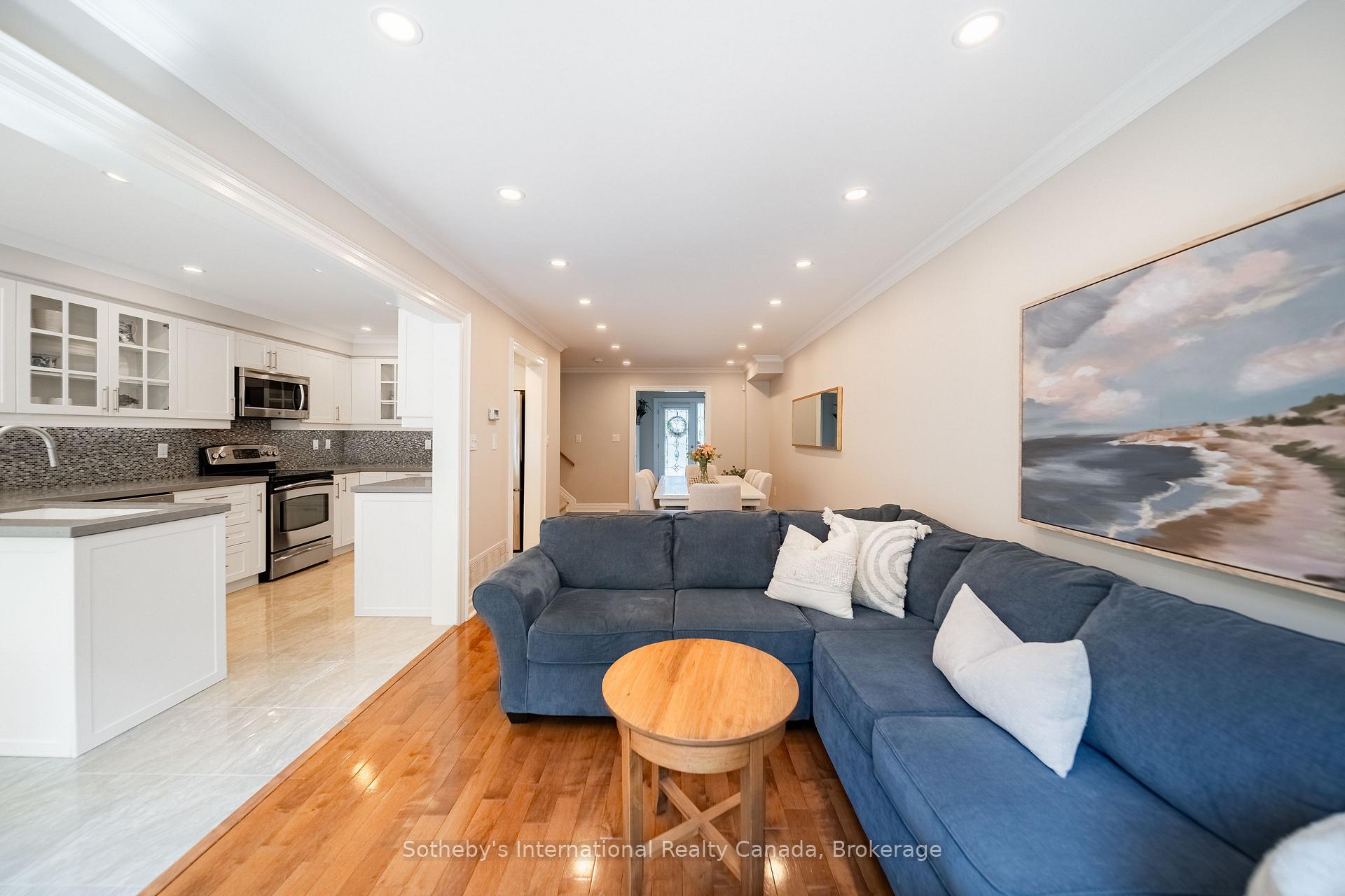 Photo 11 of 339 Ravineview Way, Oakville, Wedgewood Creek — HOMEH