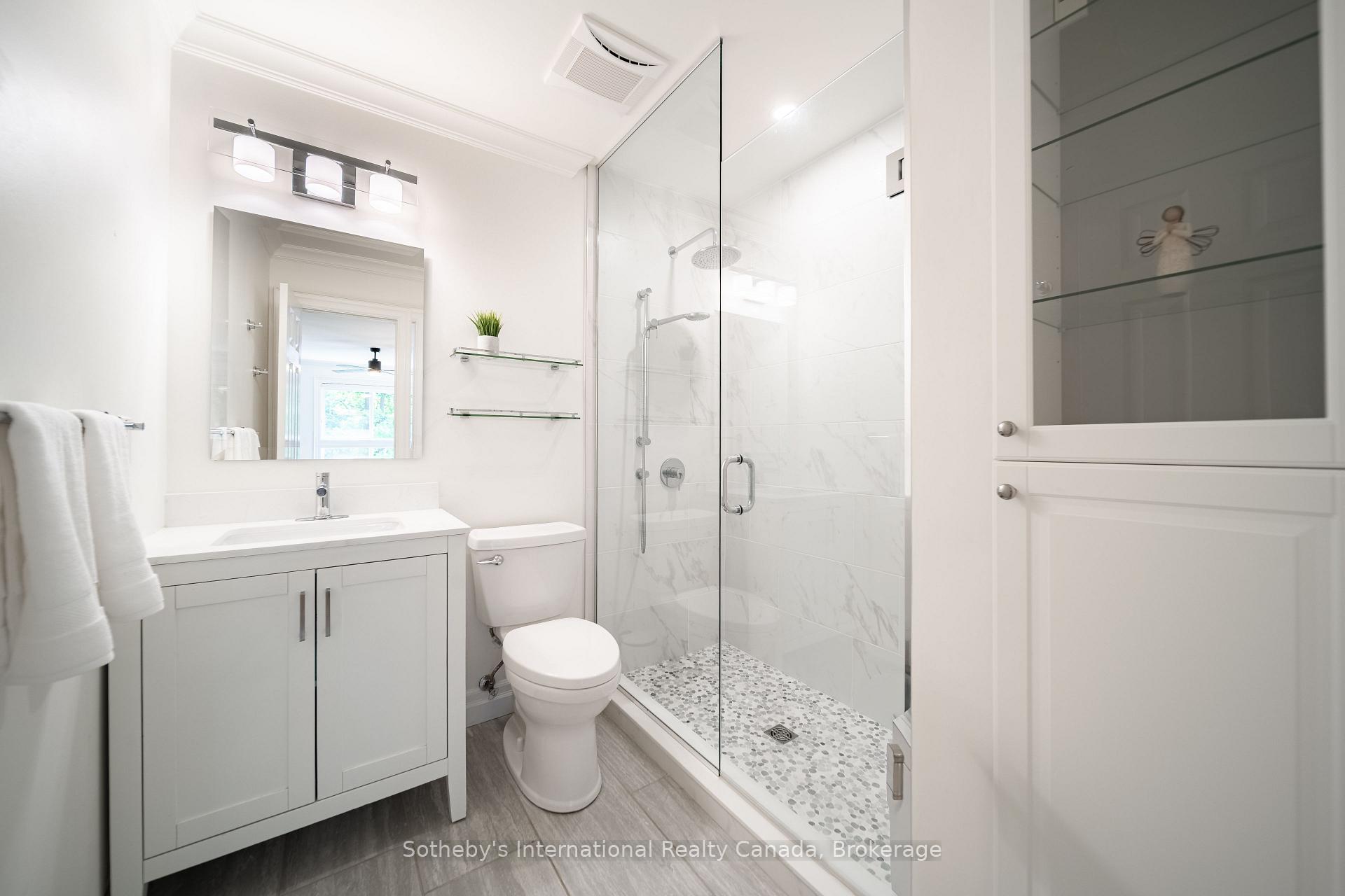 Photo 24 of 339 Ravineview Way, Oakville, Wedgewood Creek — HOMEH