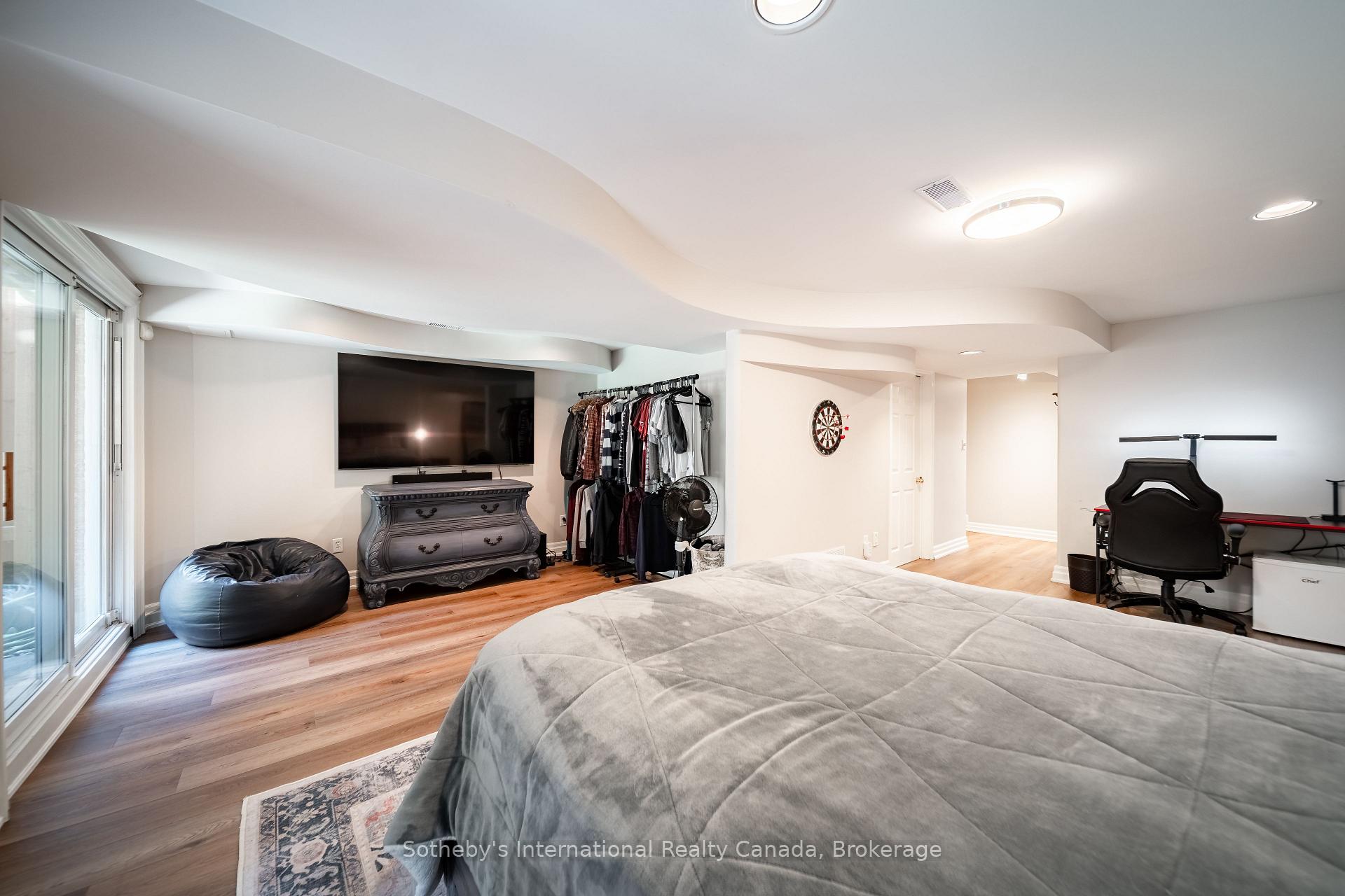 Photo 30 of 339 Ravineview Way, Oakville, Wedgewood Creek — HOMEH