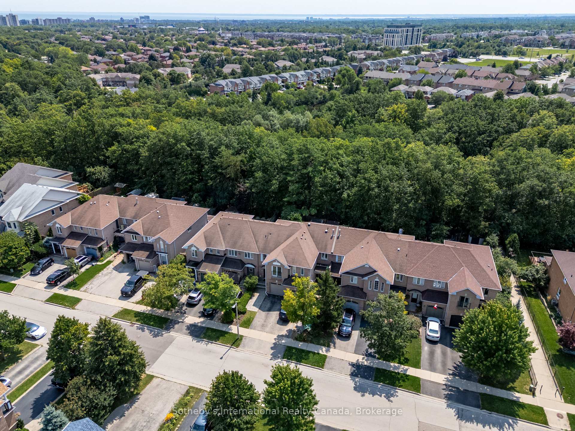 Photo 43 of 339 Ravineview Way, Oakville, Wedgewood Creek — HOMEH