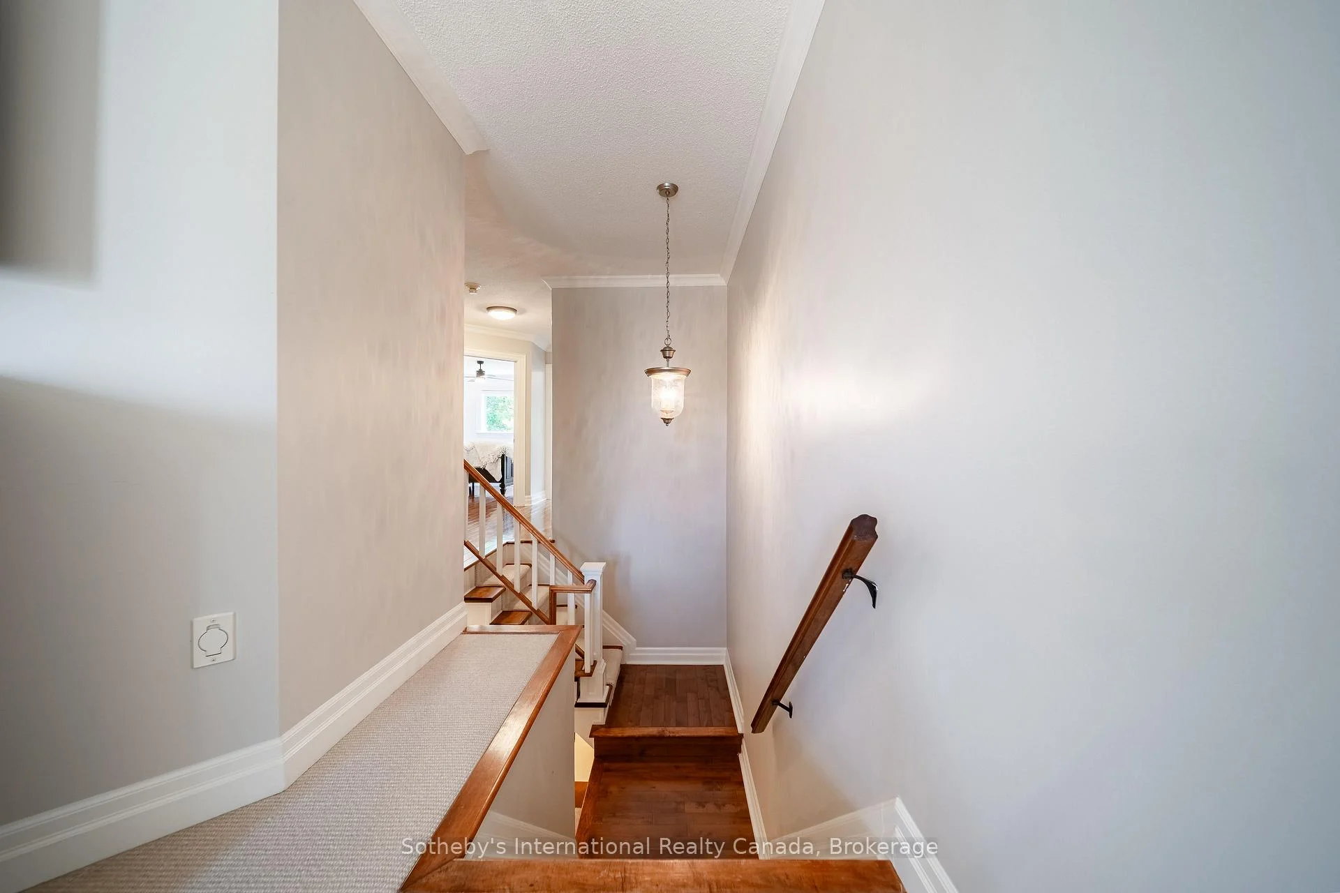 Photo 49 of 339 Ravineview Way, Oakville, Wedgewood Creek — HOMEH