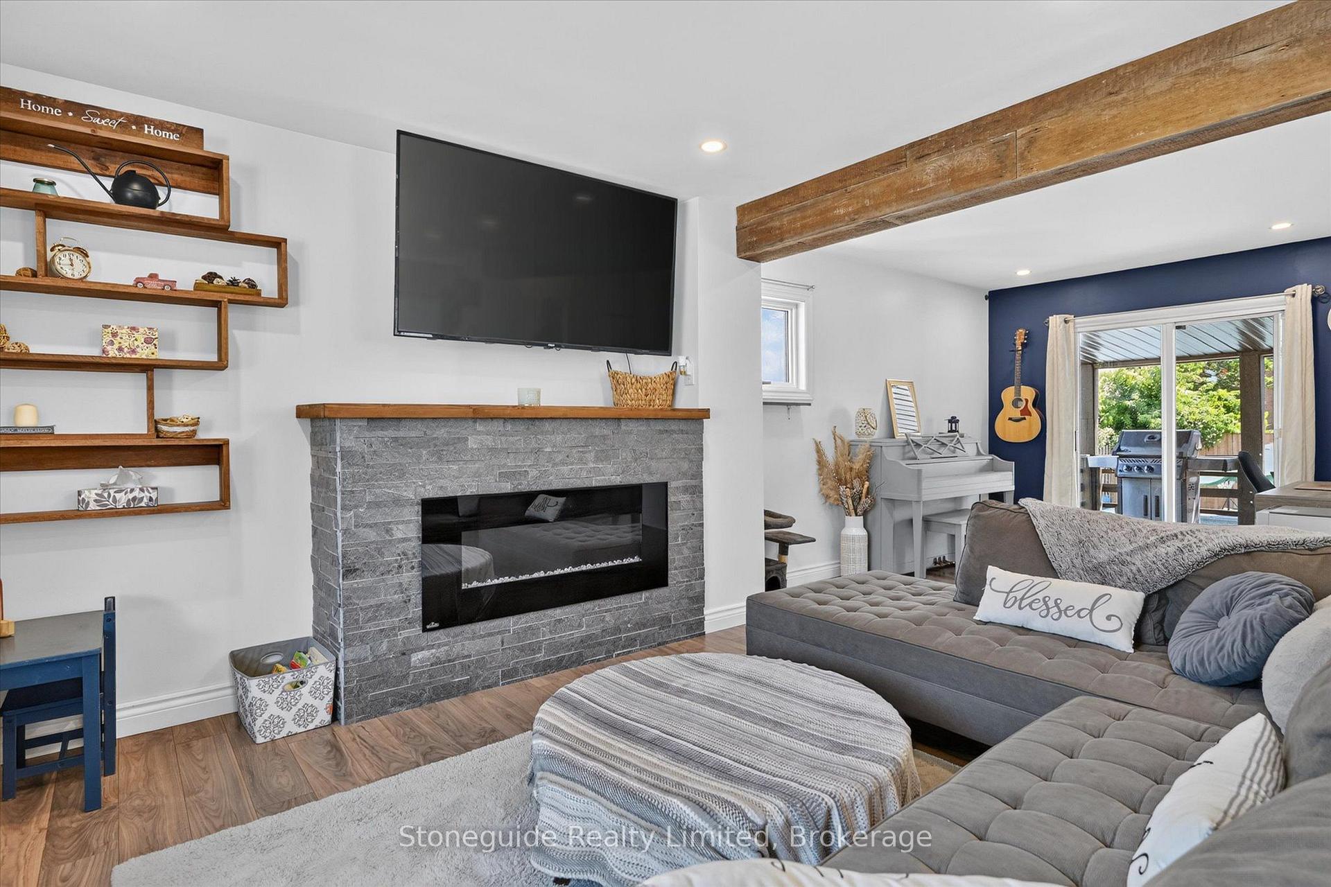 Photo 15 of 637 McKellar Street, Peterborough, Otonabee Ward 1 — HOMEH