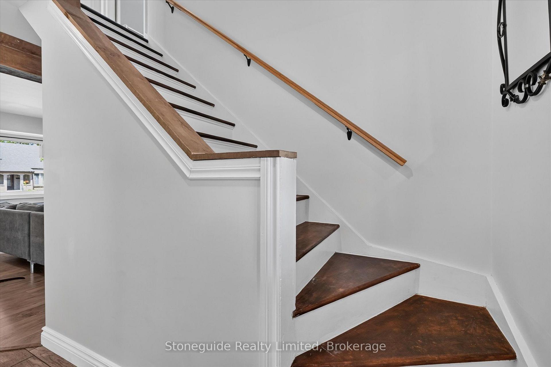 Photo 31 of 637 McKellar Street, Peterborough, Otonabee Ward 1 — HOMEH