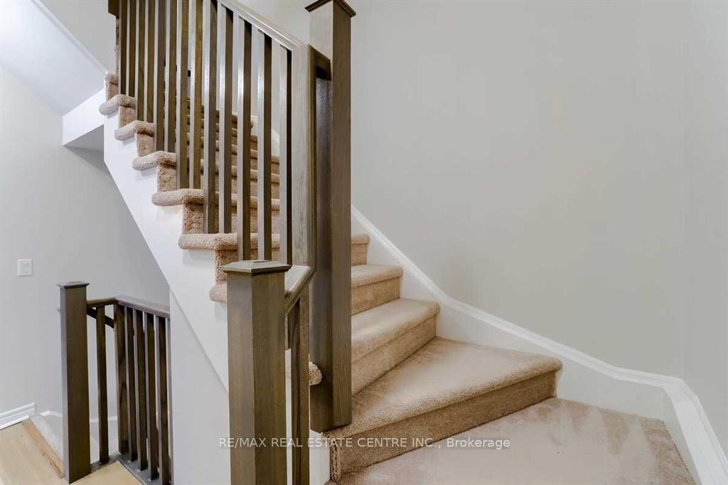 Photo 24 of 7 Waterview Drive, Hamilton, Lakeshore — HOMEH