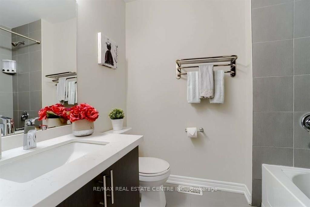 Photo 26 of 7 Waterview Drive, Hamilton, Lakeshore — HOMEH