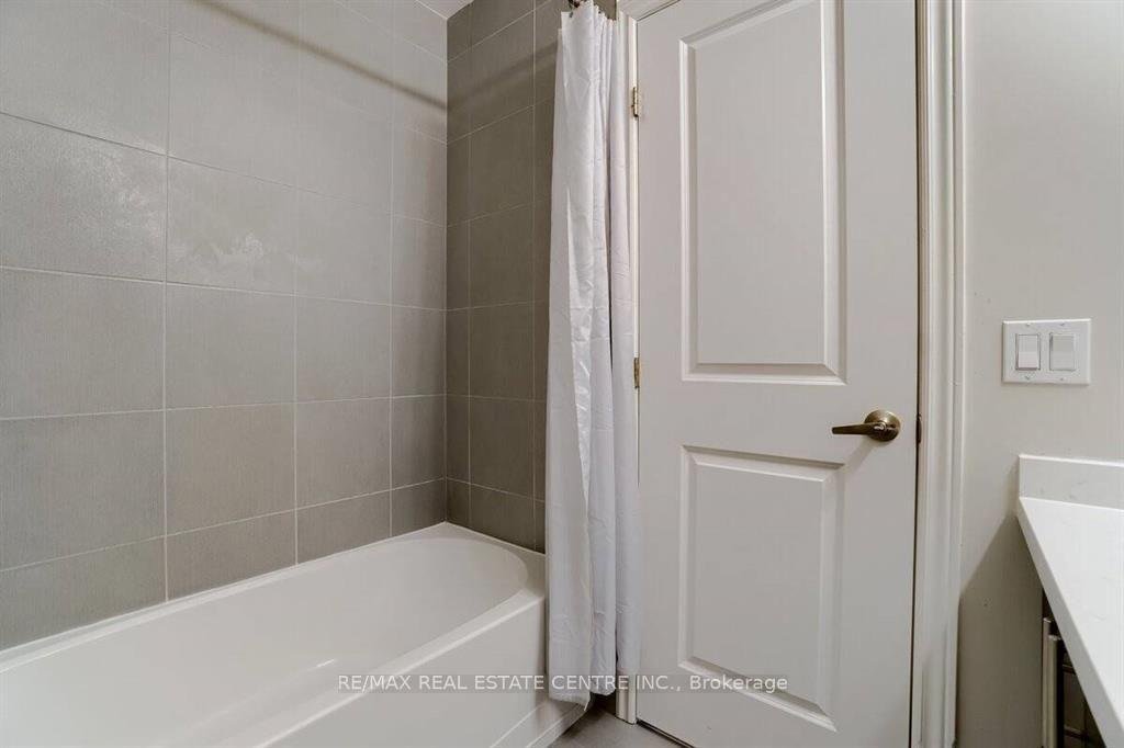Photo 31 of 7 Waterview Drive, Hamilton, Lakeshore — HOMEH