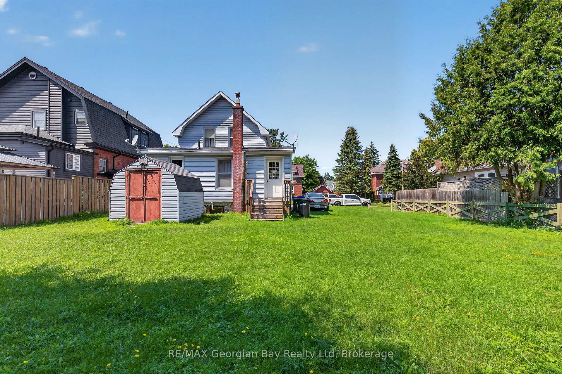 Photo 20 of 375 Horrell Avenue, Midland — HOMEH