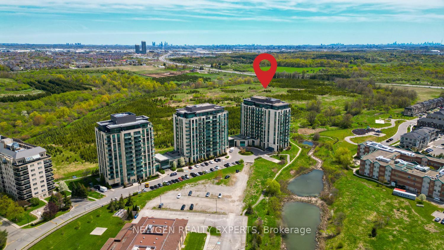 Photo of Unit 808, 65 Yorkland Boulevard