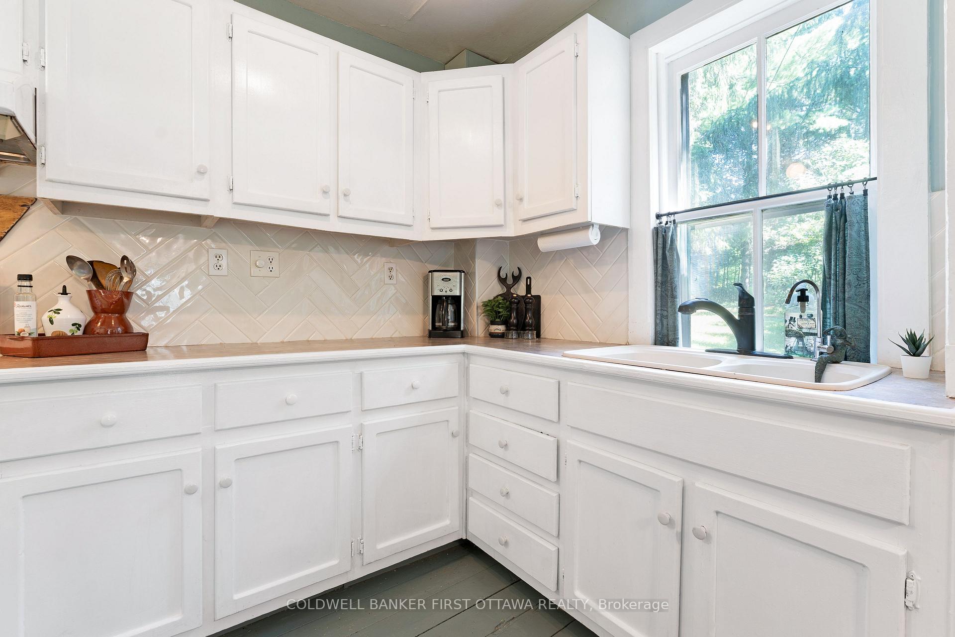 Photo 14 of 105 Purdons Bay Road, Lanark Highlands, Lanark Highlands (Dalhousie) Twp — HOMEH