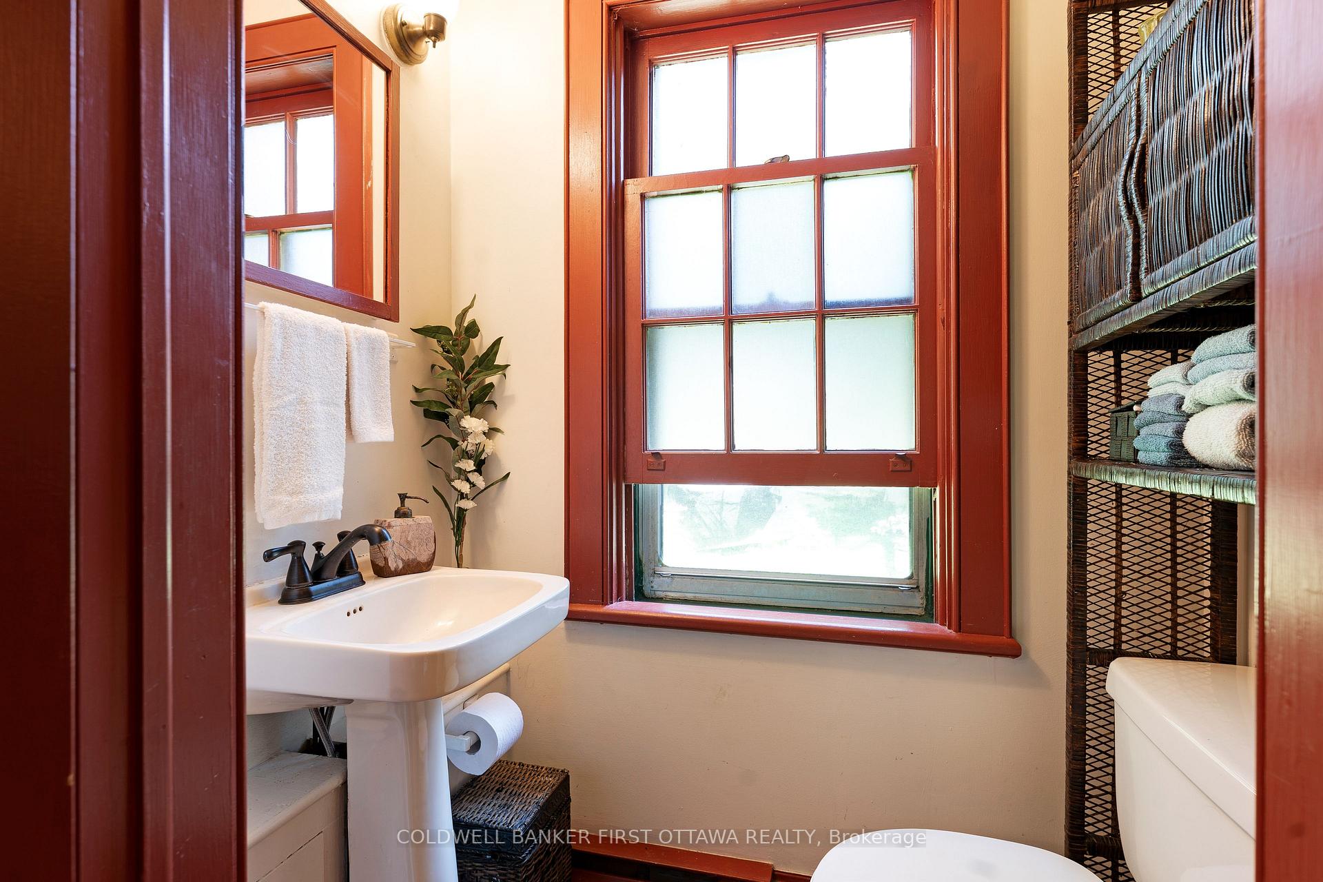Photo 16 of 105 Purdons Bay Road, Lanark Highlands, Lanark Highlands (Dalhousie) Twp — HOMEH