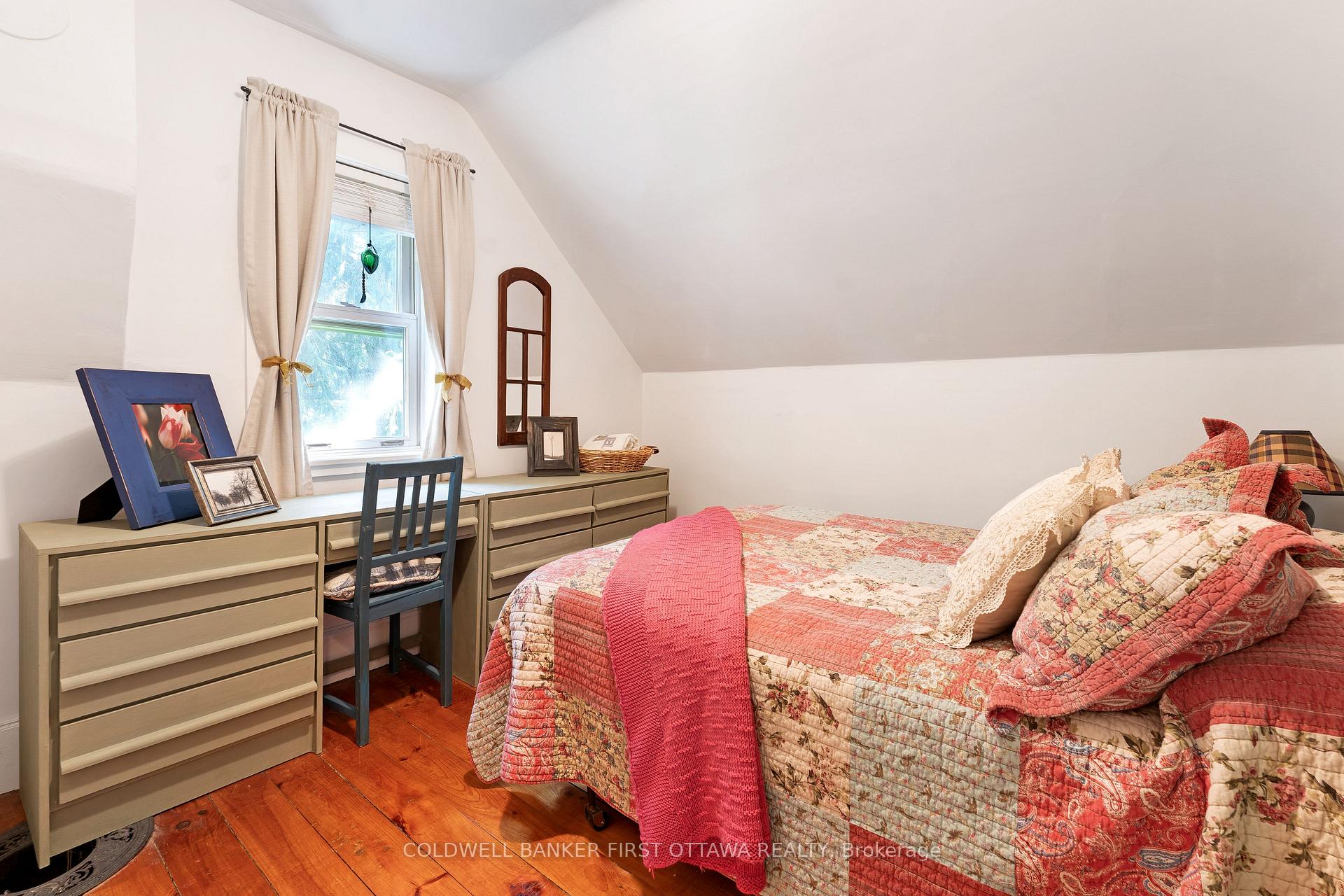 Photo 23 of 105 Purdons Bay Road, Lanark Highlands, Lanark Highlands (Dalhousie) Twp — HOMEH