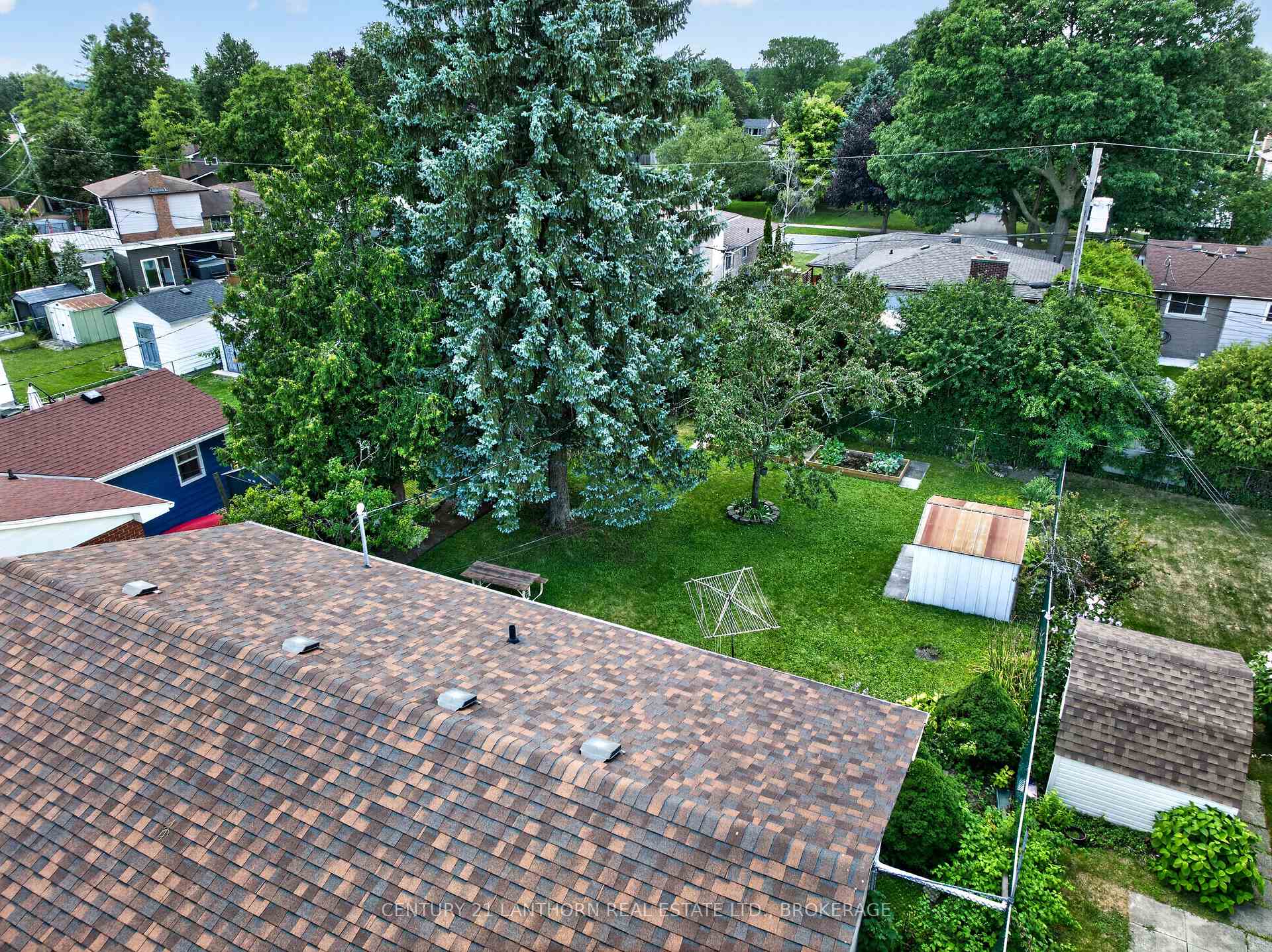 Photo 5 of 742 Laidlaw Crescent, Kingston, South of Taylor-Kidd Blvd — HOMEH