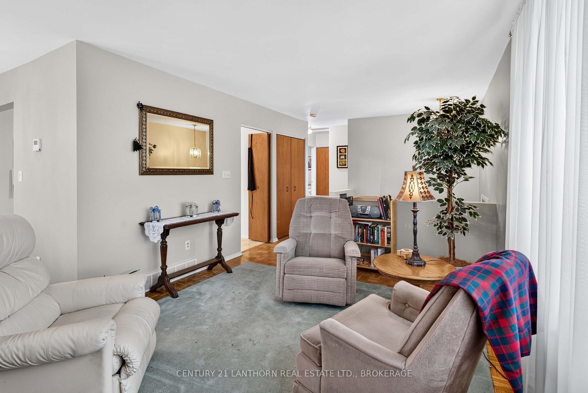 Photo 36 of 742 Laidlaw Crescent, Kingston, South of Taylor-Kidd Blvd — HOMEH
