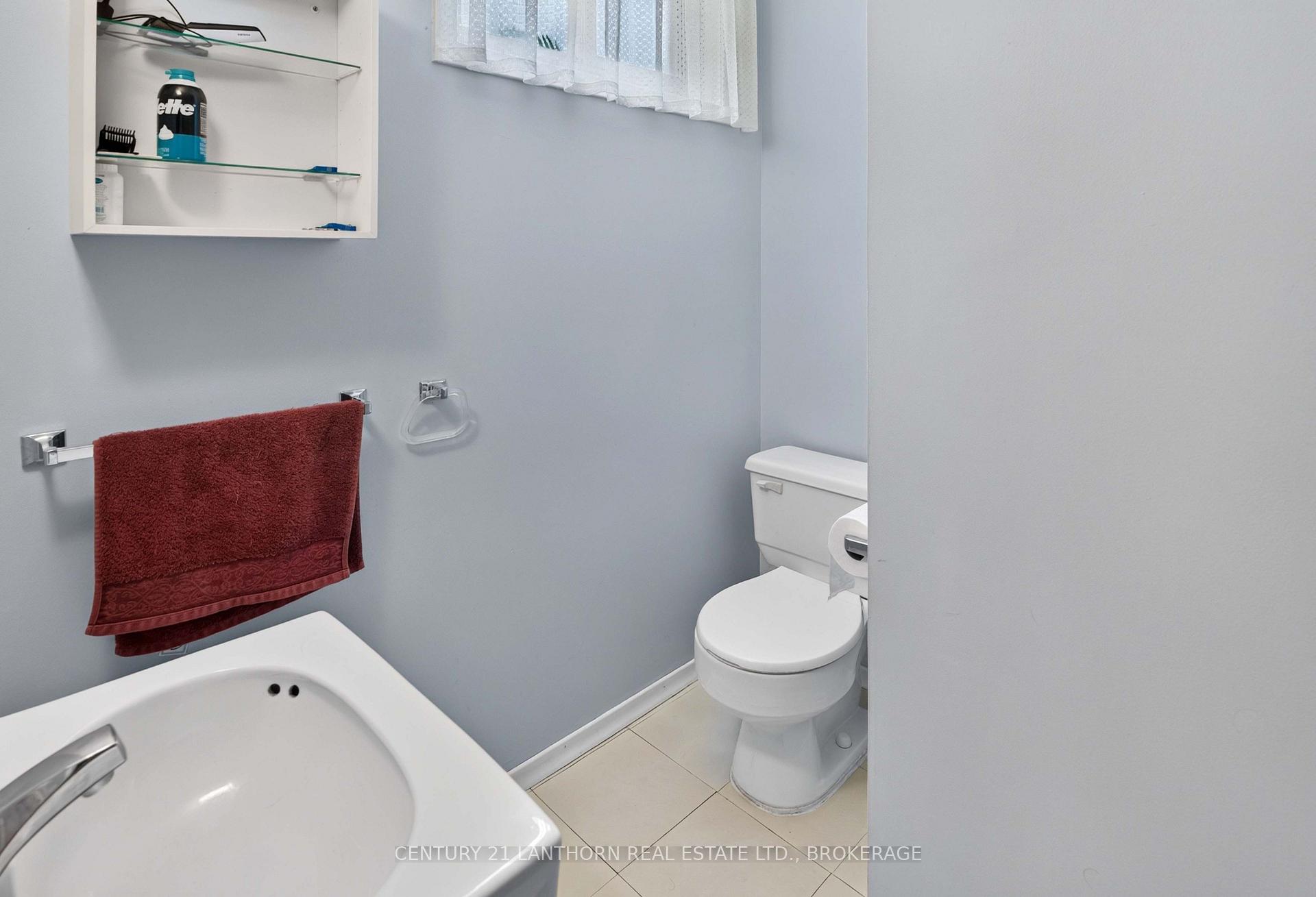 Photo 51 of 742 Laidlaw Crescent, Kingston, South of Taylor-Kidd Blvd — HOMEH