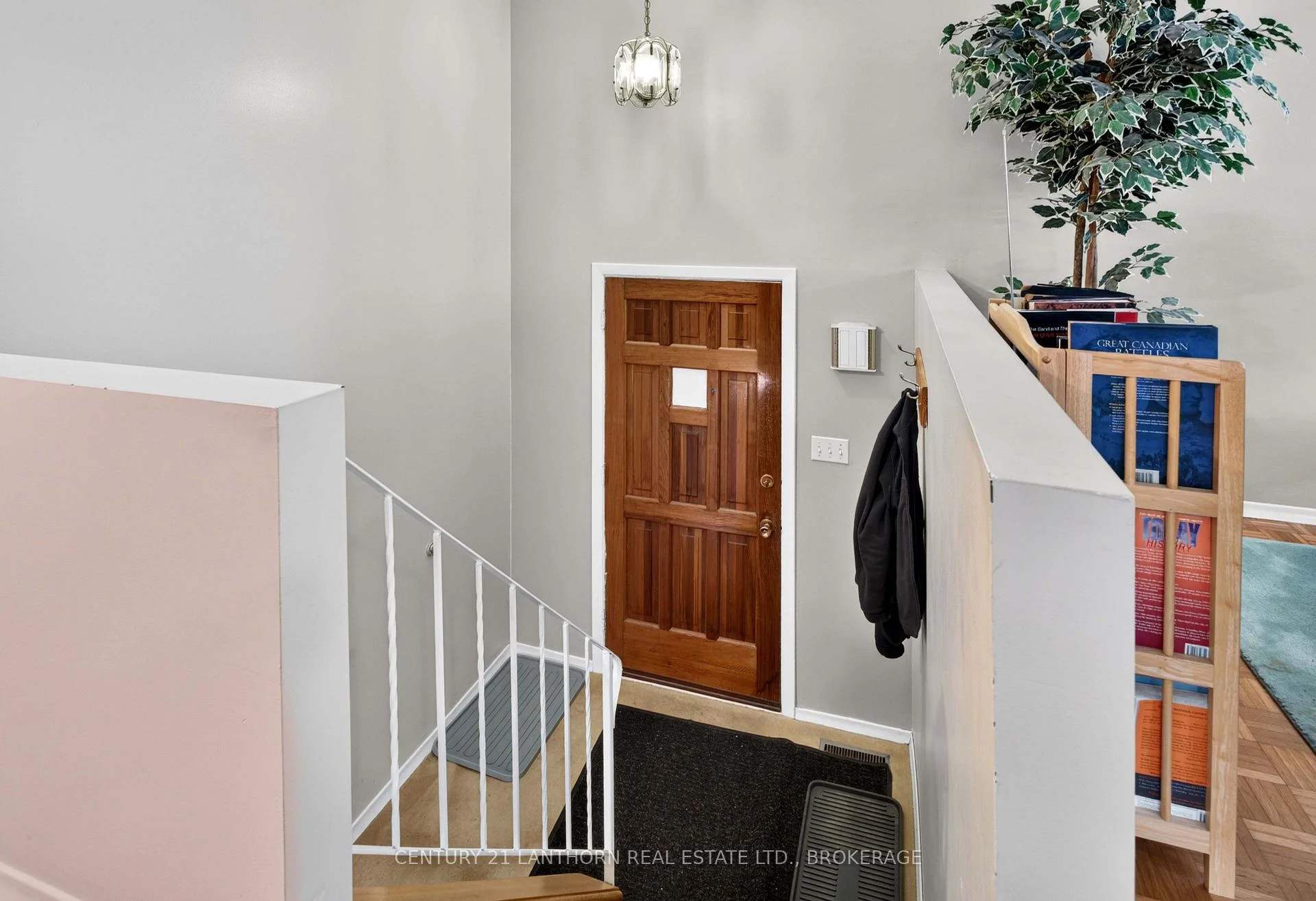 Photo 19 of 742 Laidlaw Crescent, Kingston, South of Taylor-Kidd Blvd — HOMEH