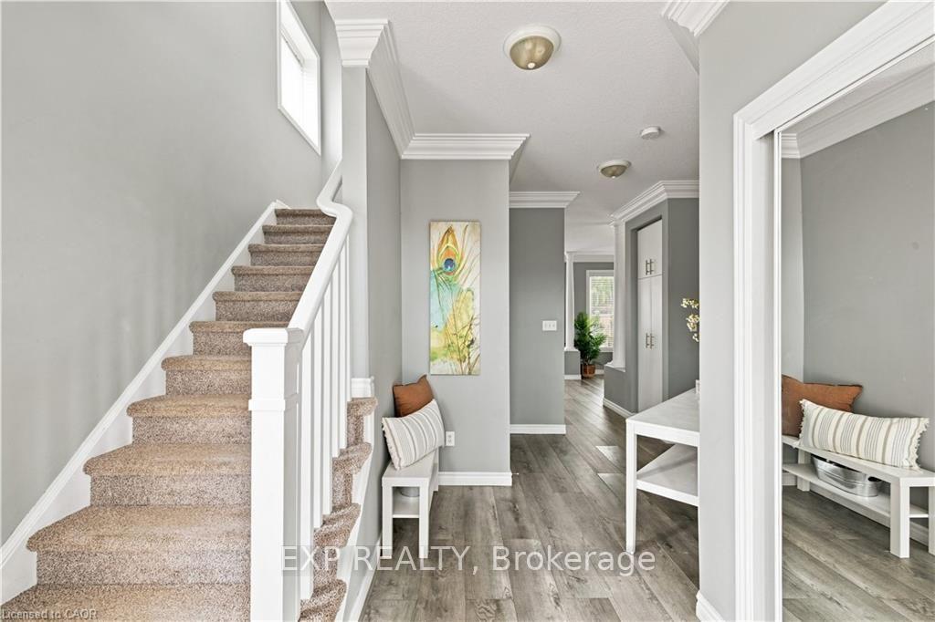 Photo 4 of 6 Country Clair Street, Kitchener, Grand River South — HOMEH