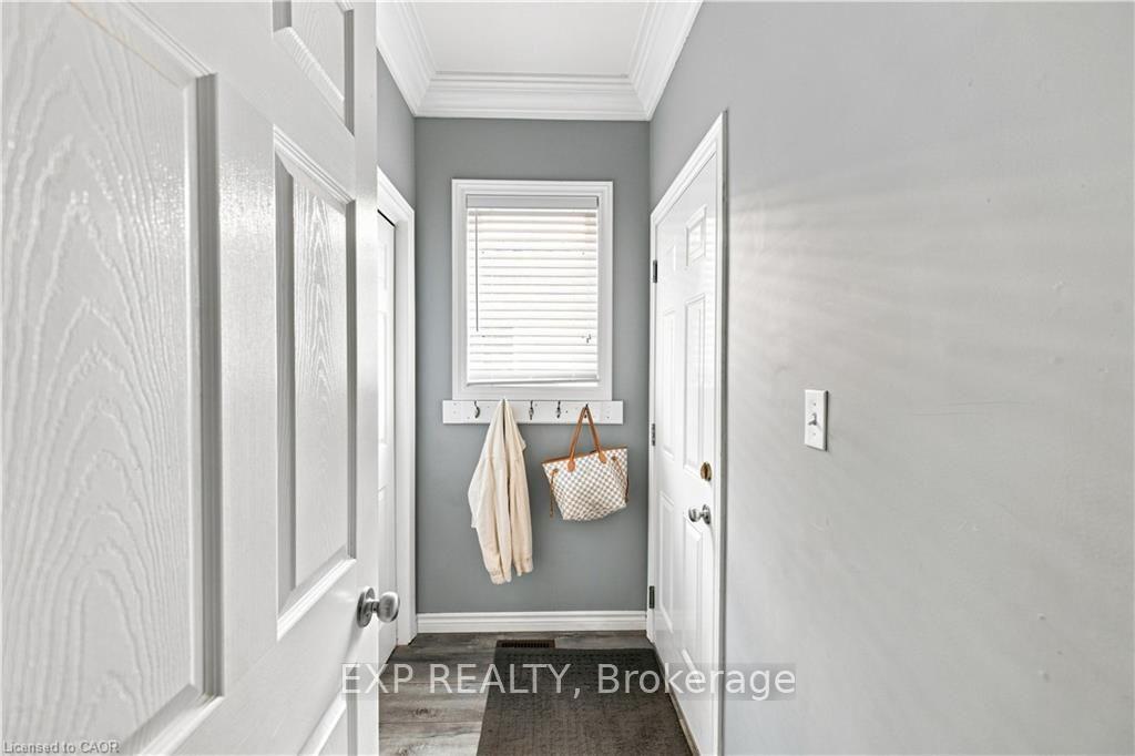Photo 16 of 6 Country Clair Street, Kitchener, Grand River South — HOMEH