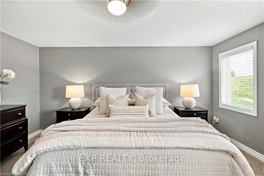 Photo 18 of 6 Country Clair Street, Kitchener, Grand River South — HOMEH