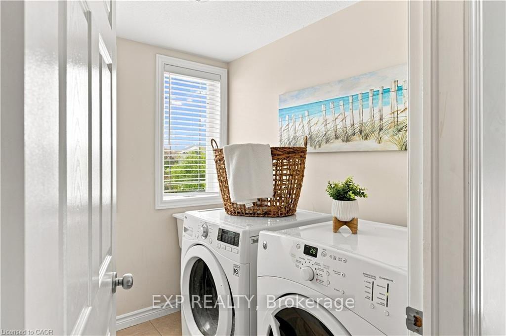 Photo 28 of 6 Country Clair Street, Kitchener, Grand River South — HOMEH