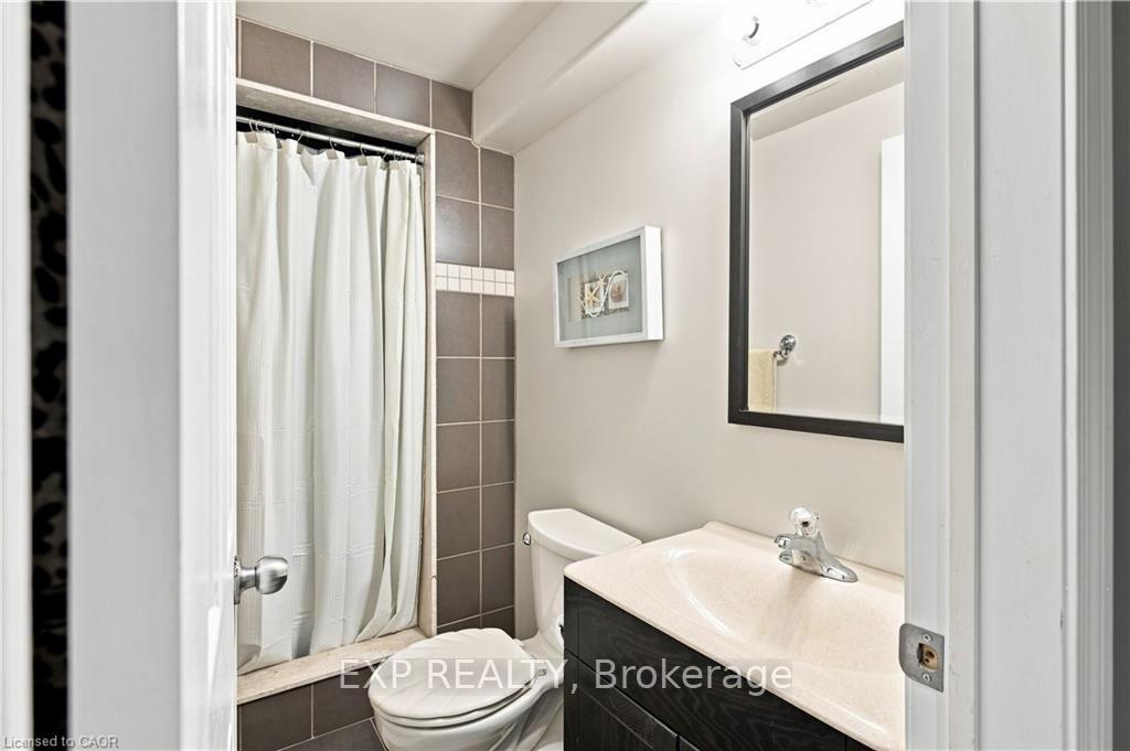 Photo 35 of 6 Country Clair Street, Kitchener, Grand River South — HOMEH