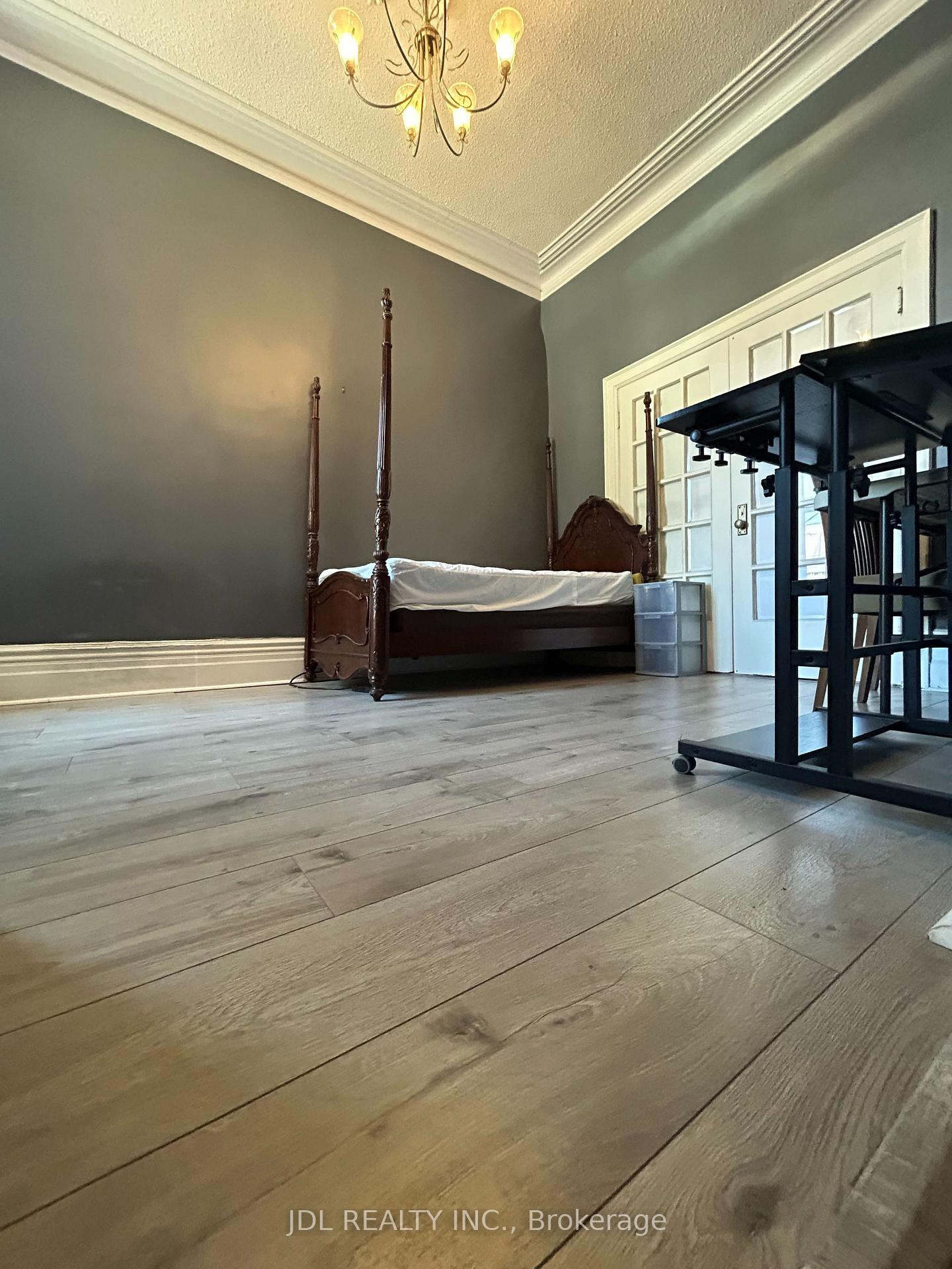 Photo 2 of Unit Suite A Main Floor, 137 Denison Ave, Toronto, Kensington-Chinatown — HOMEH