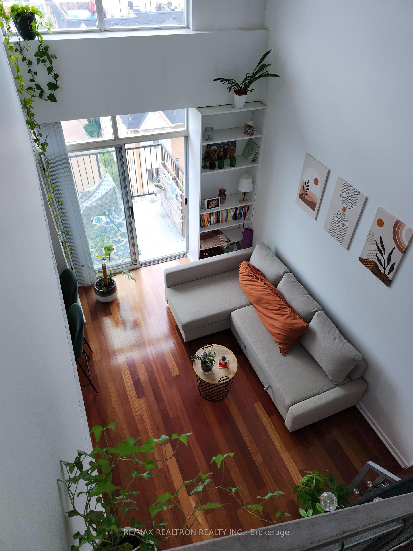 Photo 7 of Unit 619, 800 King Street W, Toronto, Niagara — HOMEH