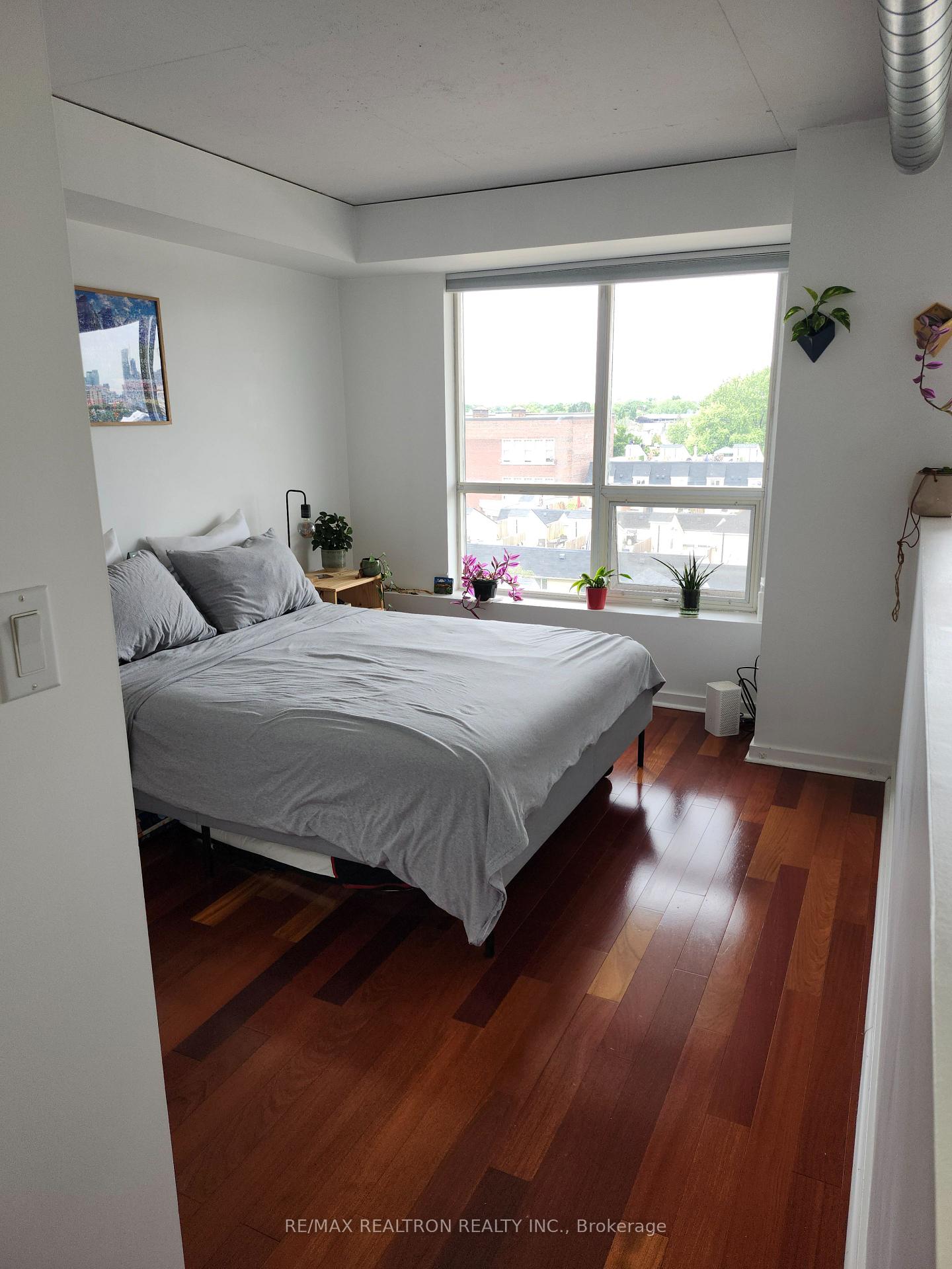 Photo 8 of Unit 619, 800 King Street W, Toronto, Niagara — HOMEH