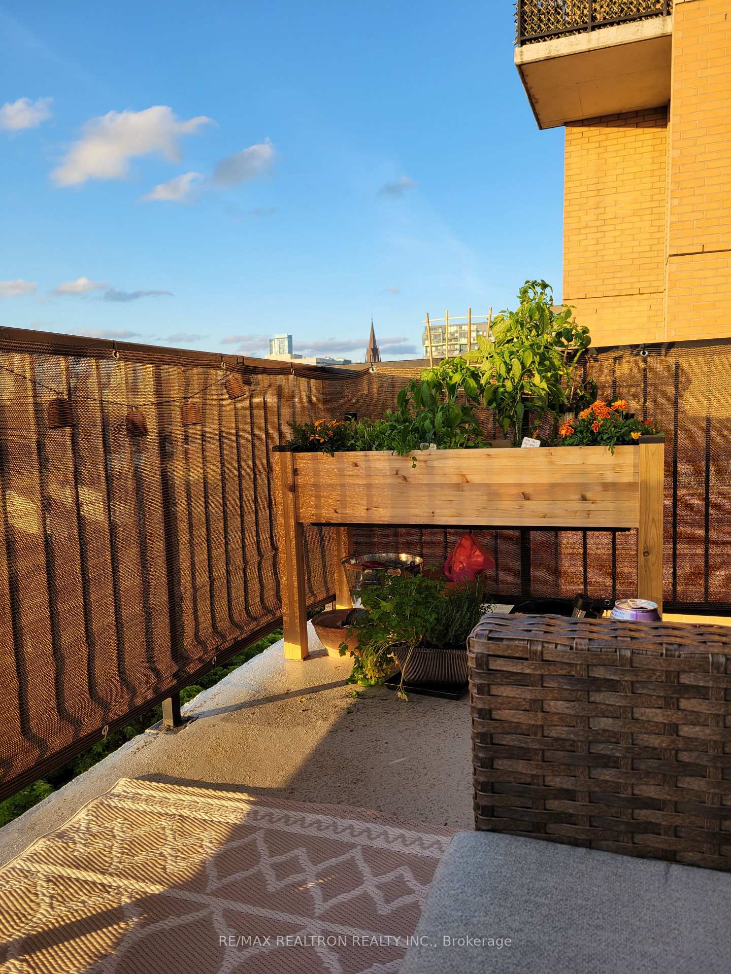 Photo 16 of Unit 619, 800 King Street W, Toronto, Niagara — HOMEH