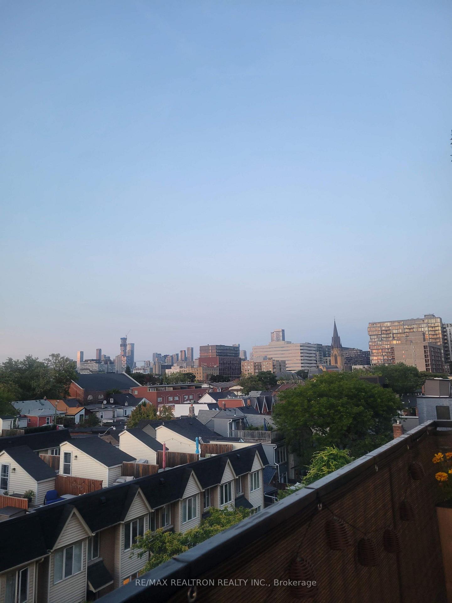 Photo 17 of Unit 619, 800 King Street W, Toronto, Niagara — HOMEH
