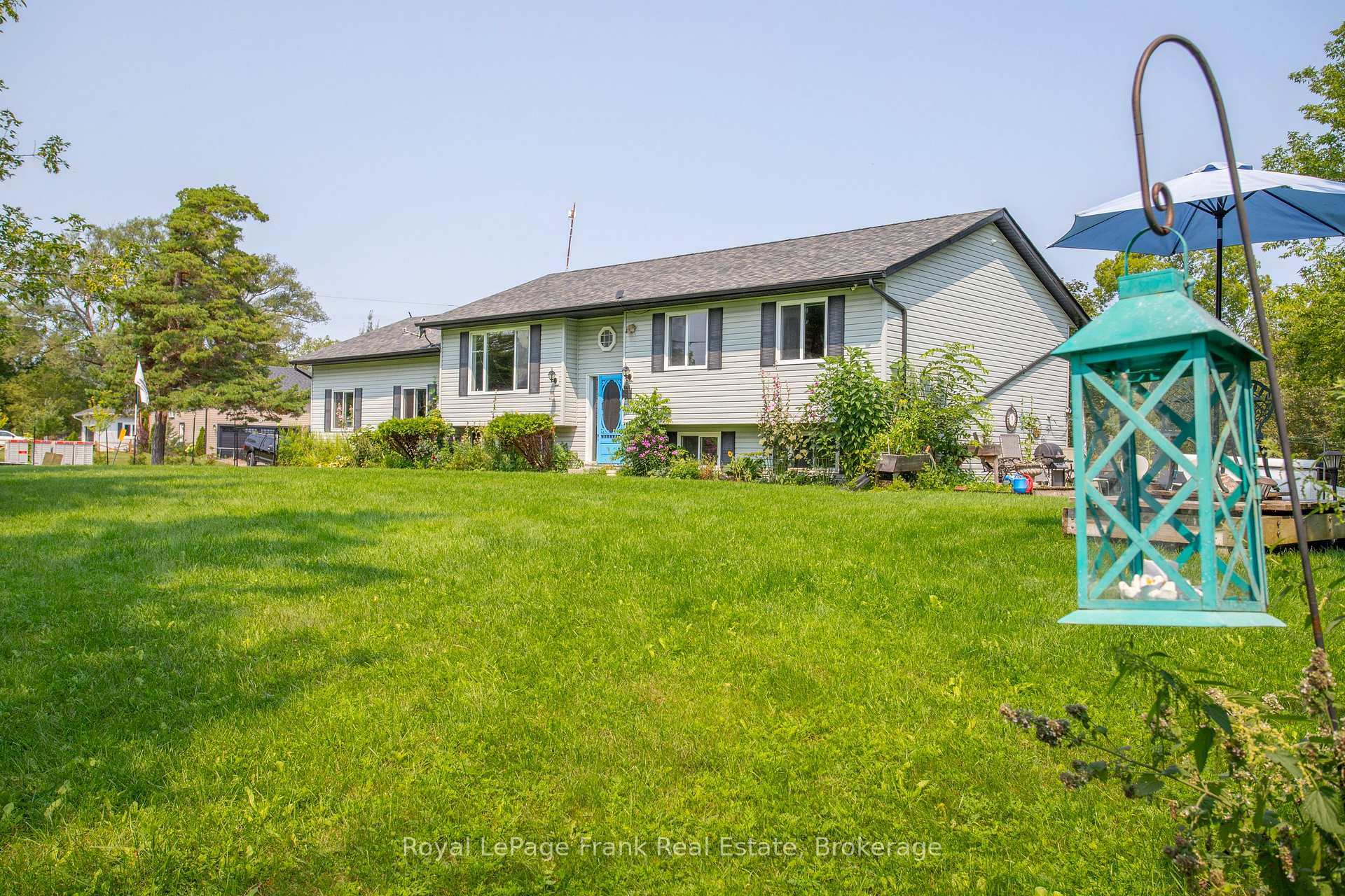 Photo 2 of 5363 Young Street, Hamilton Township, Rural Hamilton — HOMEH