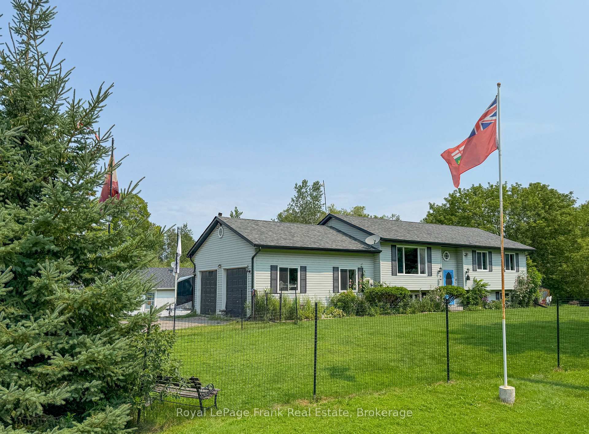 Photo 3 of 5363 Young Street, Hamilton Township, Rural Hamilton — HOMEH