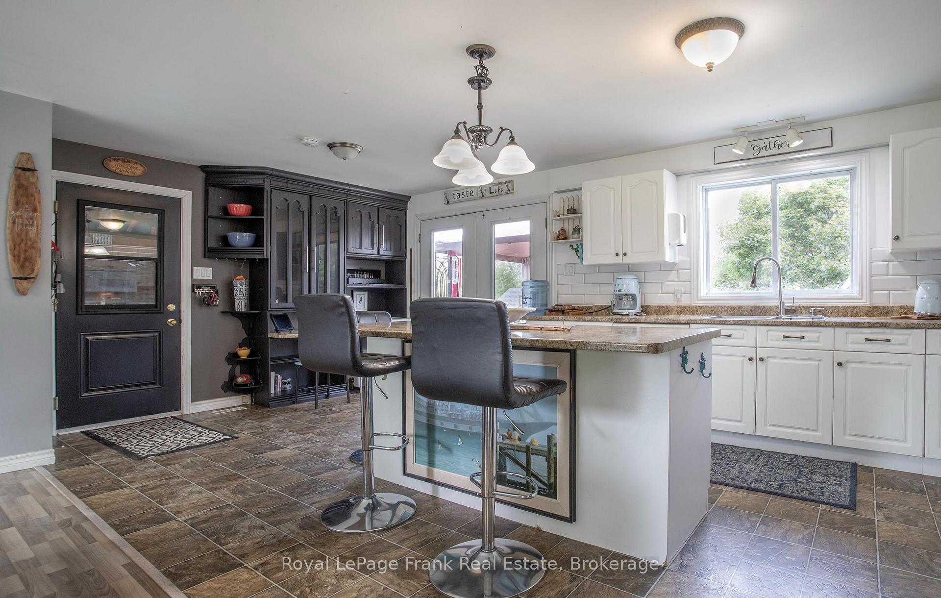 Photo 10 of 5363 Young Street, Hamilton Township, Rural Hamilton — HOMEH