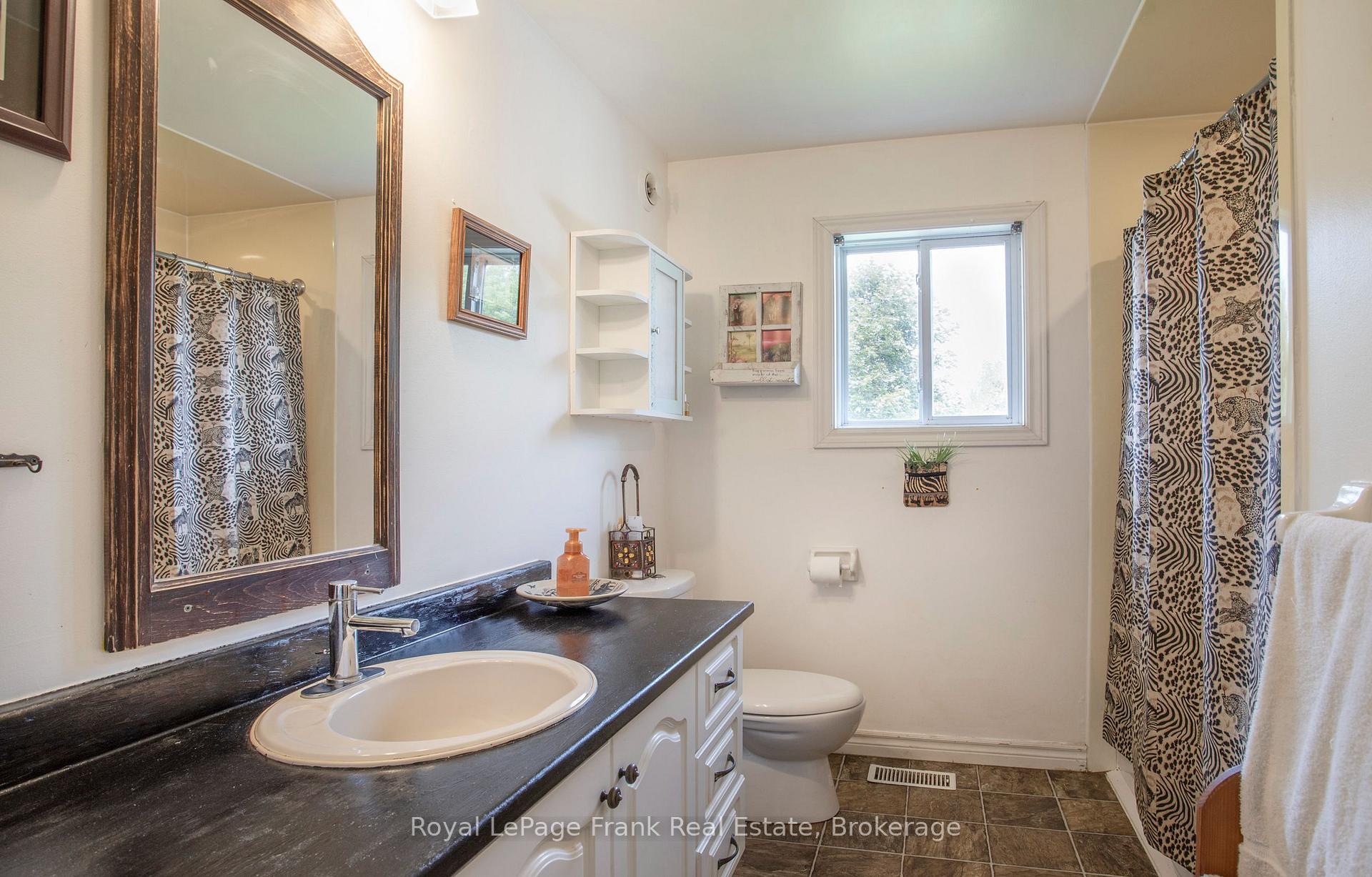 Photo 18 of 5363 Young Street, Hamilton Township, Rural Hamilton — HOMEH