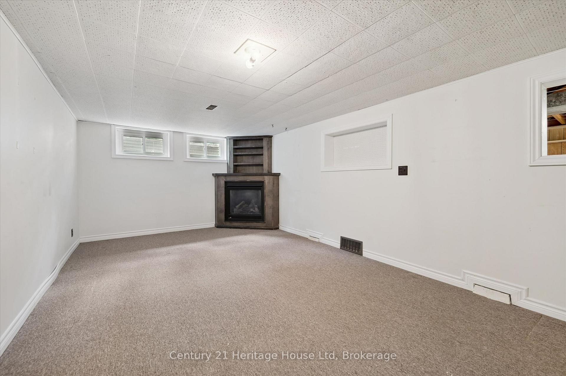 Photo 27 of 470 Cameron Street, Centre Wellington, Fergus — HOMEH