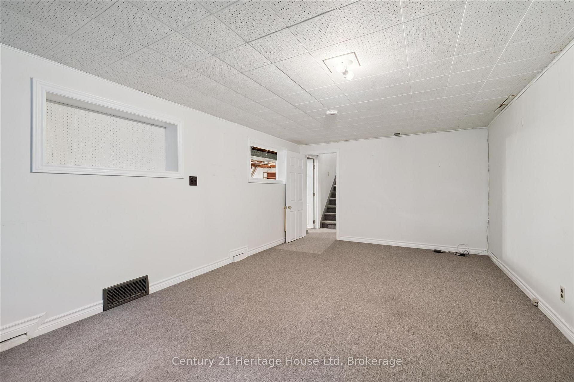 Photo 28 of 470 Cameron Street, Centre Wellington, Fergus — HOMEH