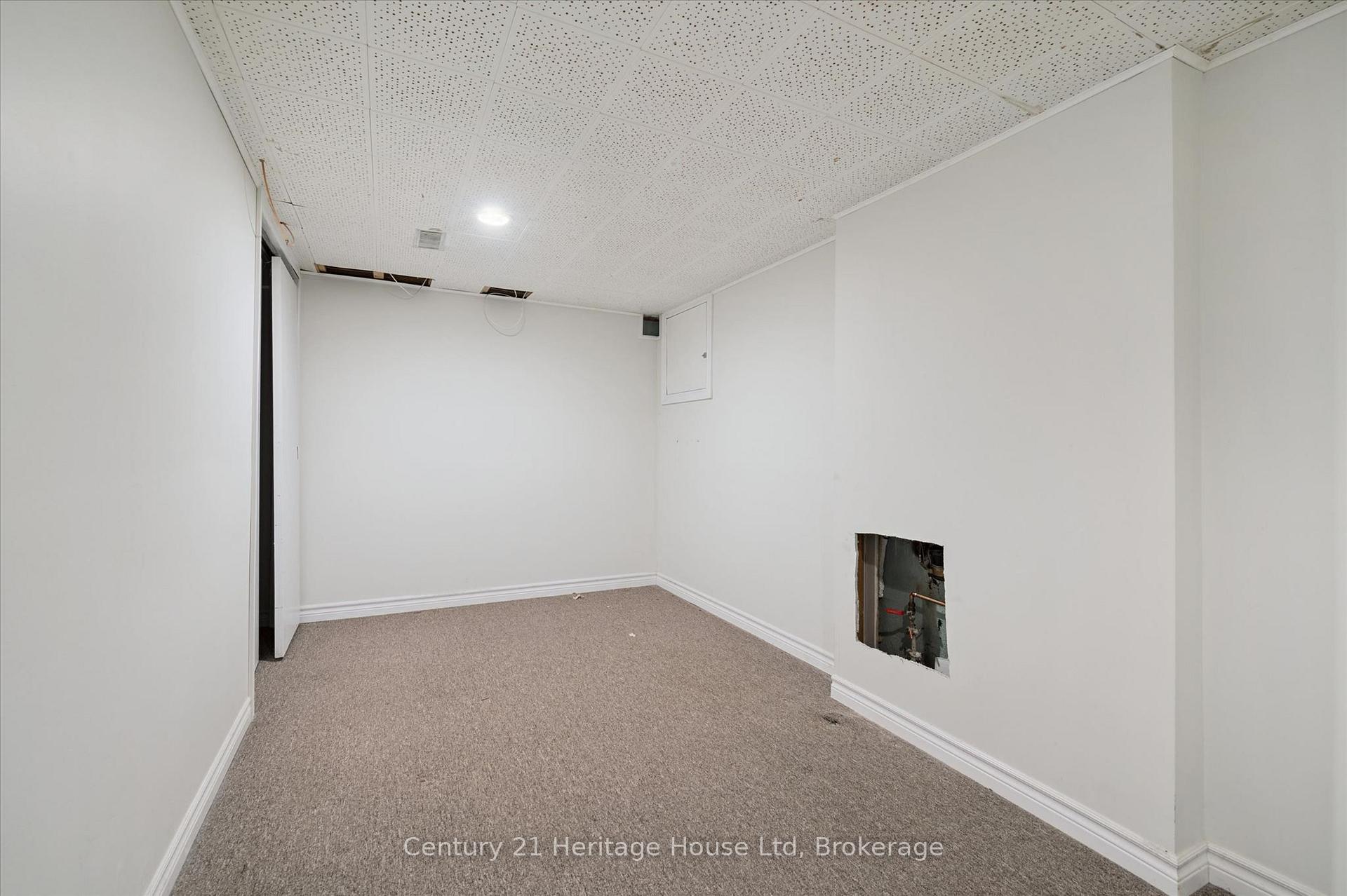 Photo 29 of 470 Cameron Street, Centre Wellington, Fergus — HOMEH