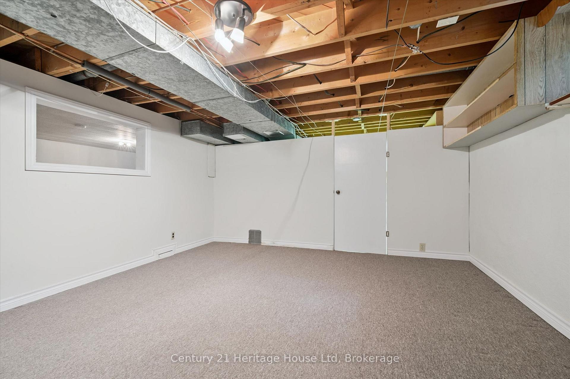 Photo 34 of 470 Cameron Street, Centre Wellington, Fergus — HOMEH