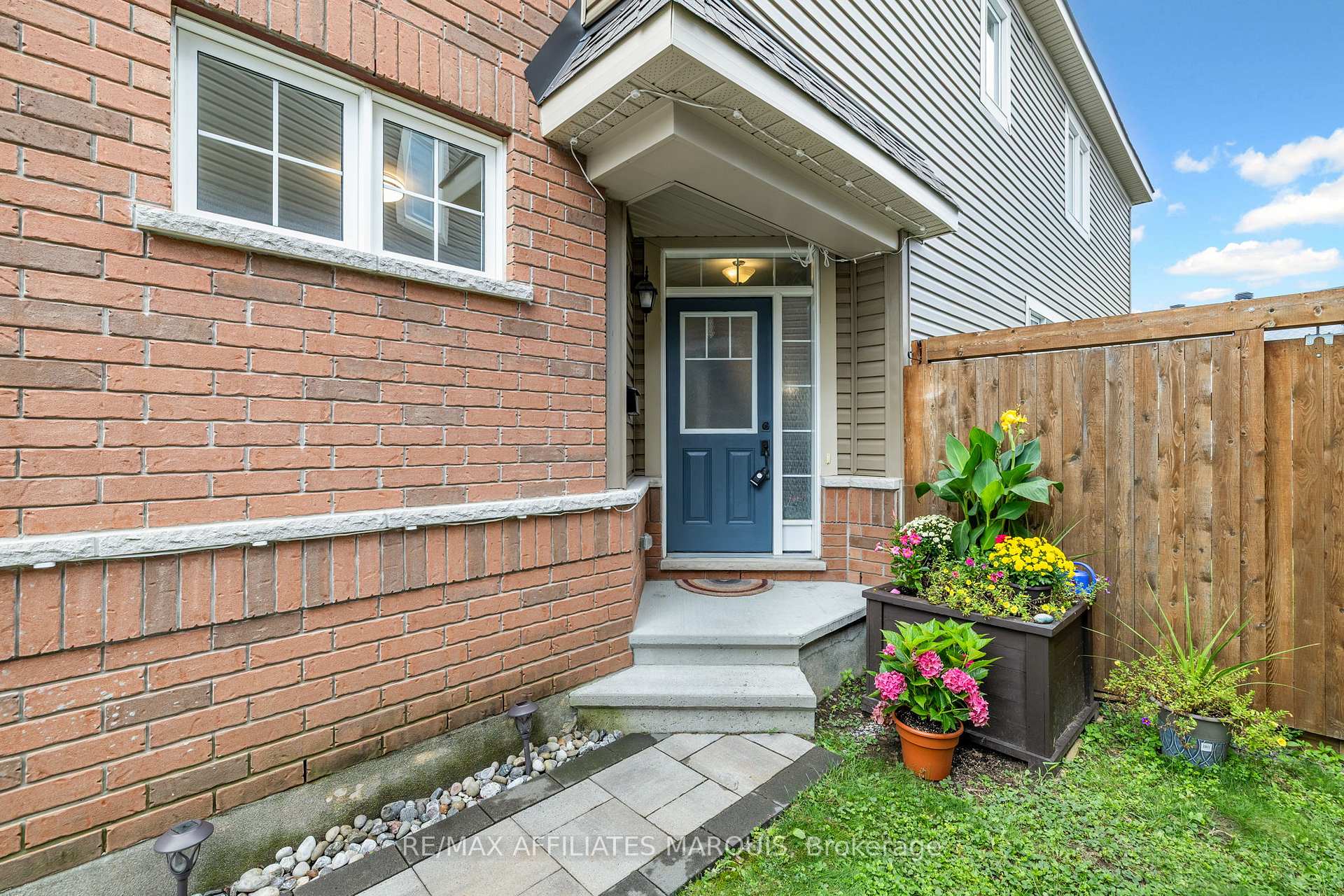 Photo 6 of 14 Sweetbay Circle, Ottawa, Stittsville (North) — HOMEH