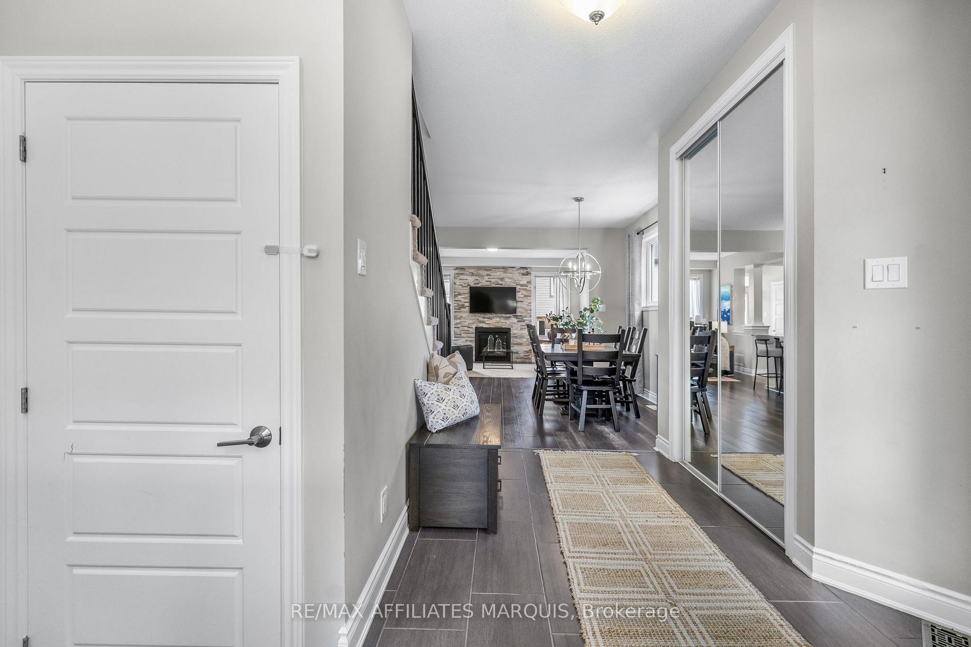 Photo 8 of 14 Sweetbay Circle, Ottawa, Stittsville (North) — HOMEH
