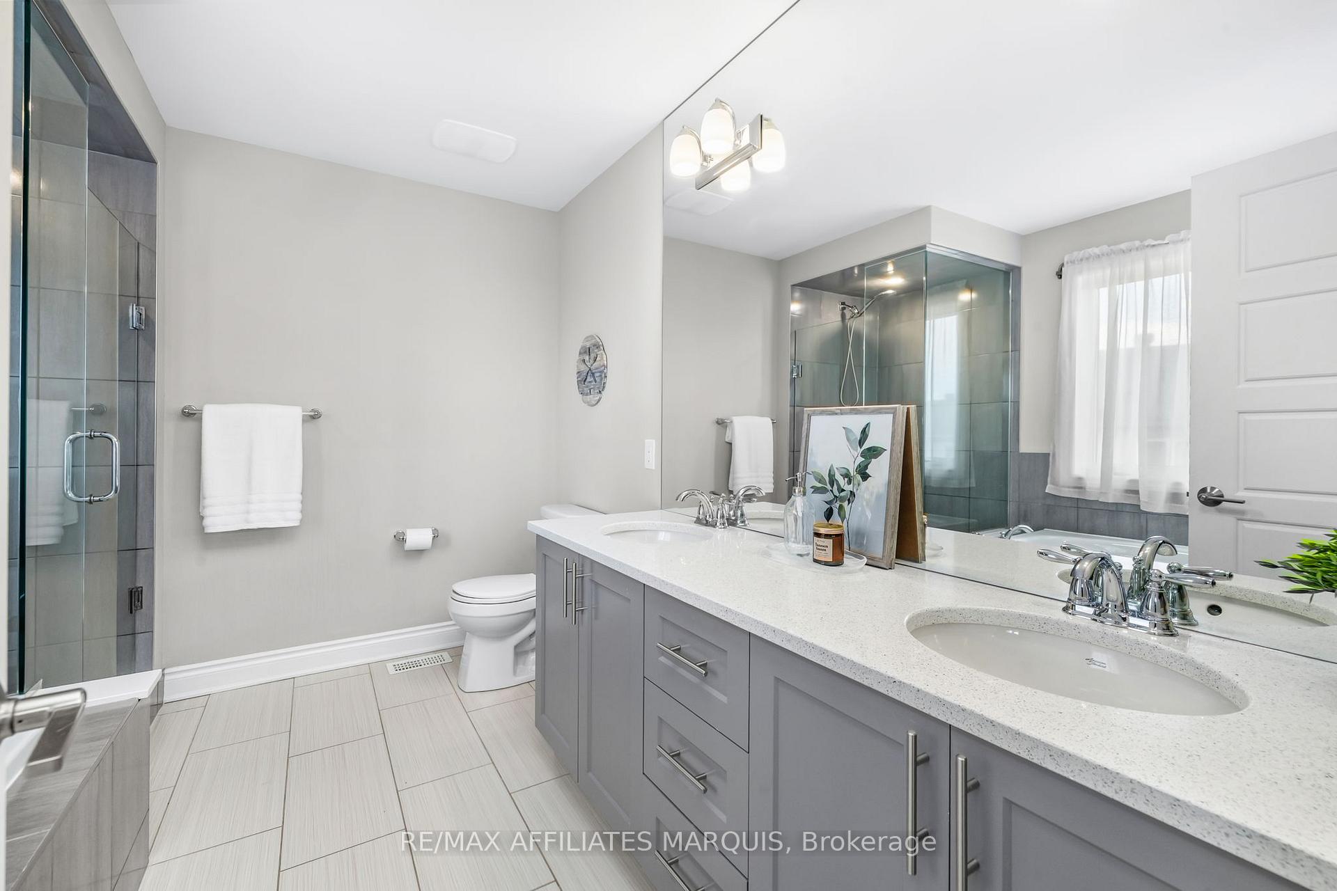 Photo 35 of 14 Sweetbay Circle, Ottawa, Stittsville (North) — HOMEH