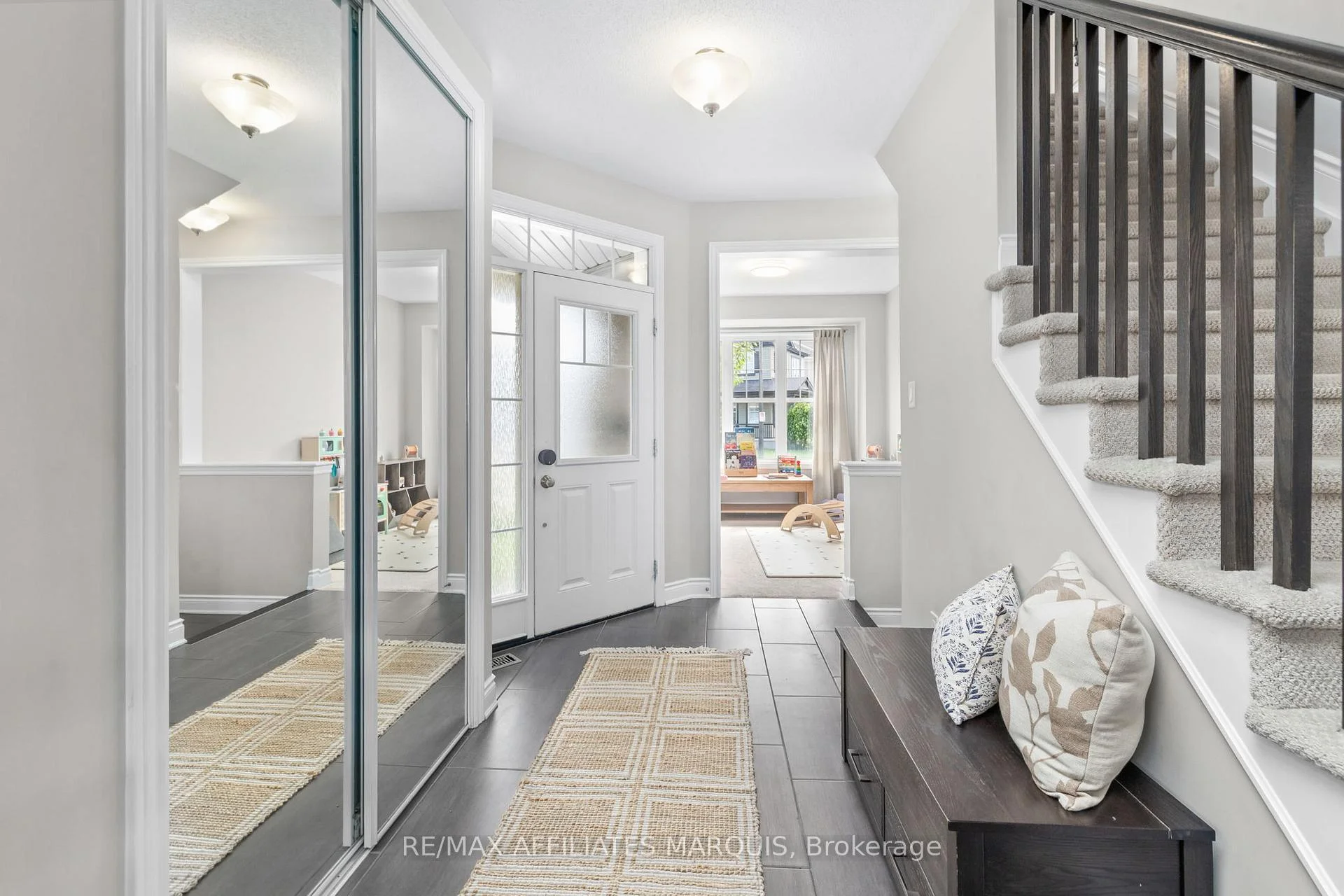Photo 11 of 14 Sweetbay Circle, Ottawa, Stittsville (North) — HOMEH