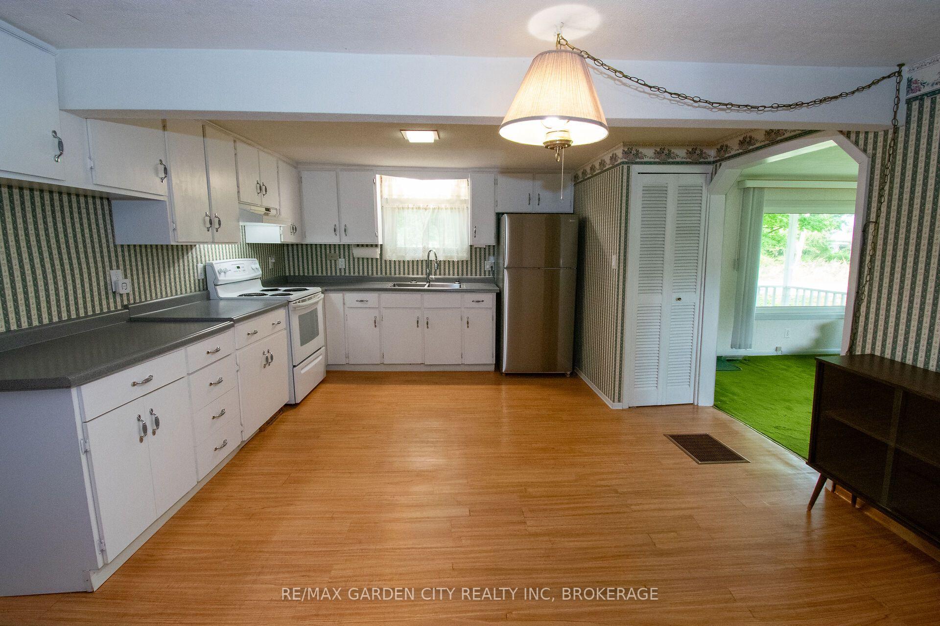 Photo 10 of 2129 Snider Road, Port Colborne, Bethel — HOMEH