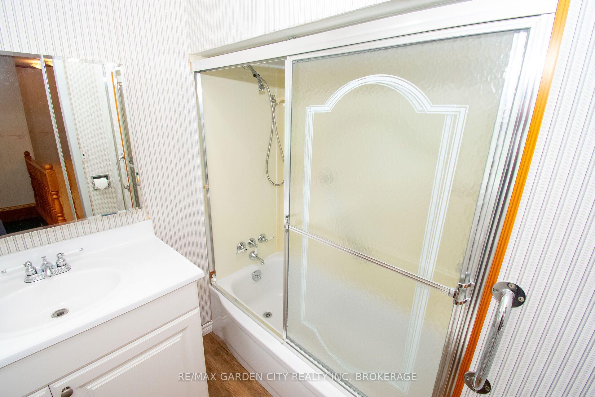 Photo 25 of 2129 Snider Road, Port Colborne, Bethel — HOMEH