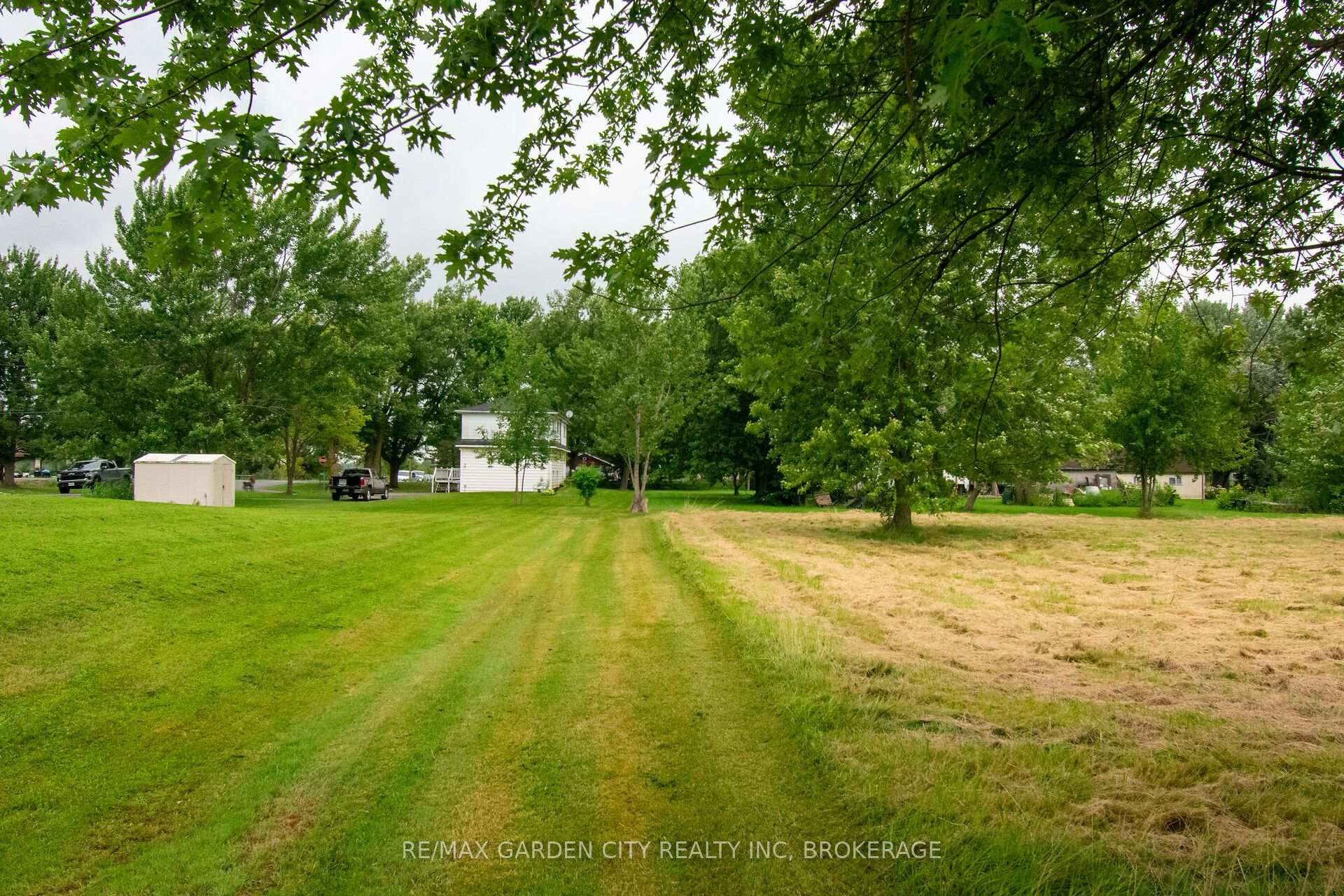 Photo 35 of 2129 Snider Road, Port Colborne, Bethel — HOMEH