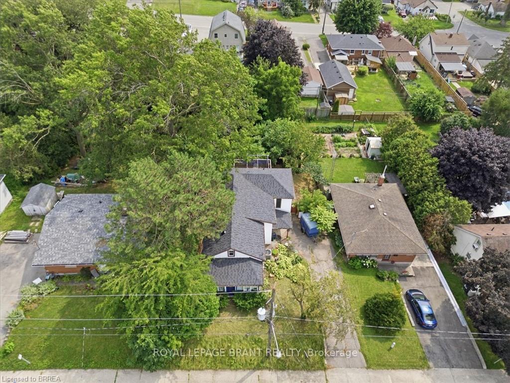 Photo 4 of 367 Nelson Street, Brantford, East Ward — HOMEH