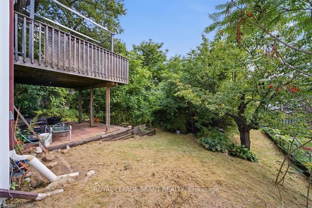 Photo 25 of 367 Nelson Street, Brantford, East Ward — HOMEH